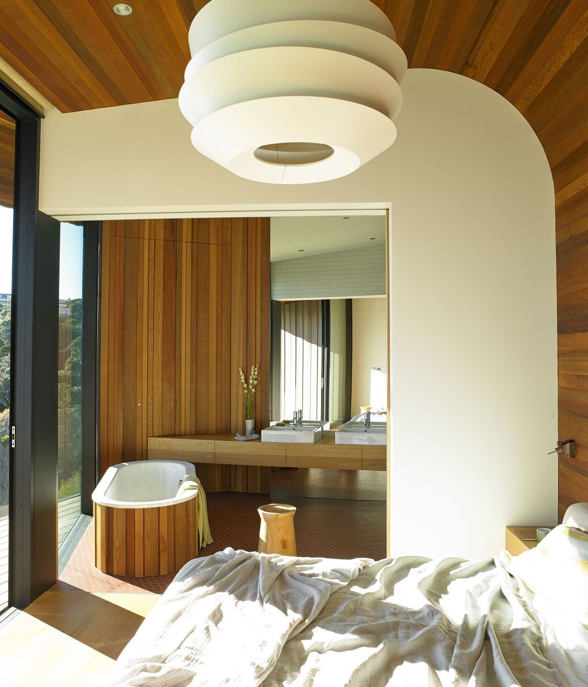 Headland House Onetangi Beach