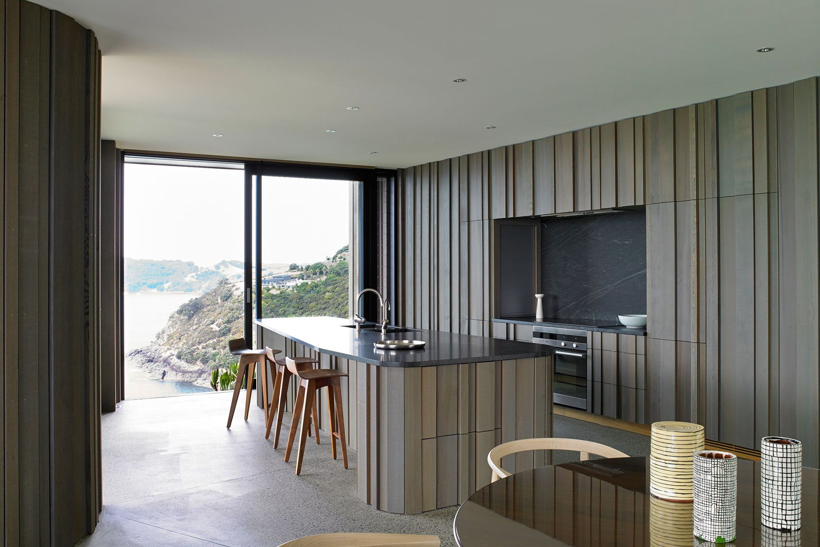 Headland House Onetangi Beach