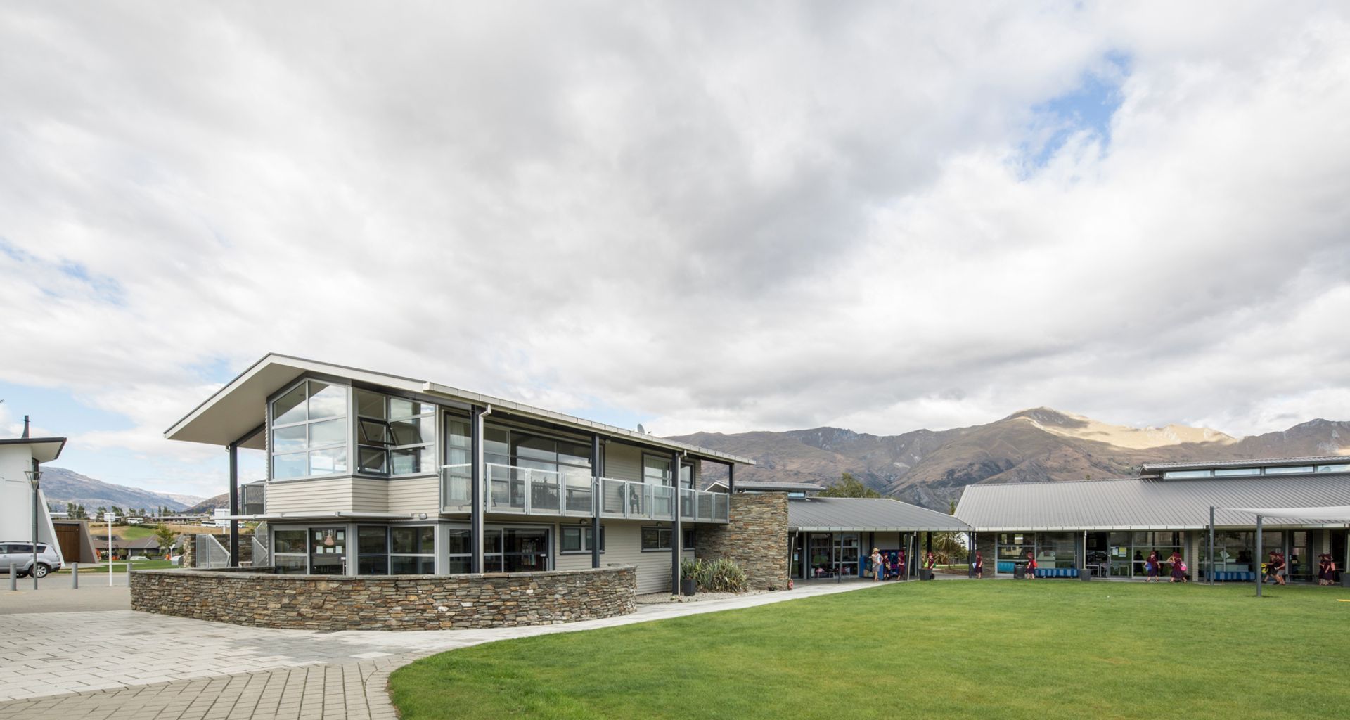 Holy Family School, Wanaka banner