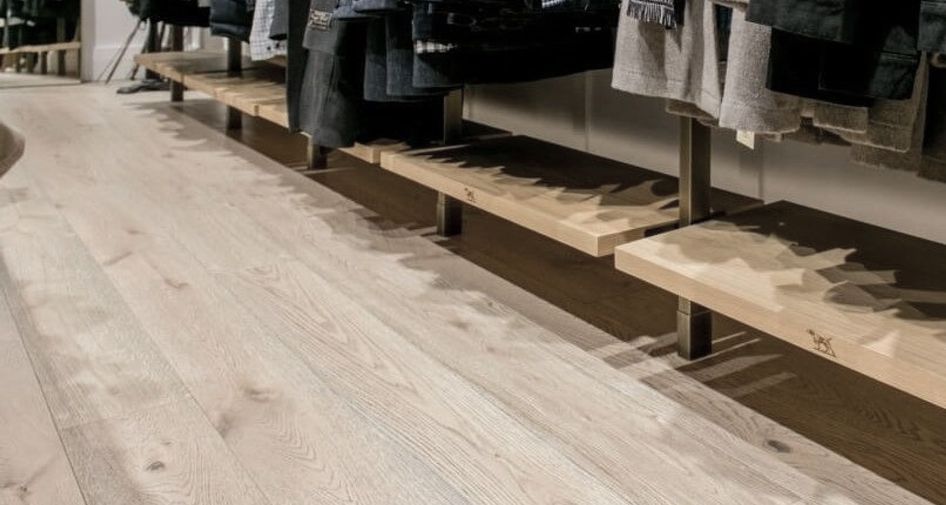 Rodd + Gunn Store banner