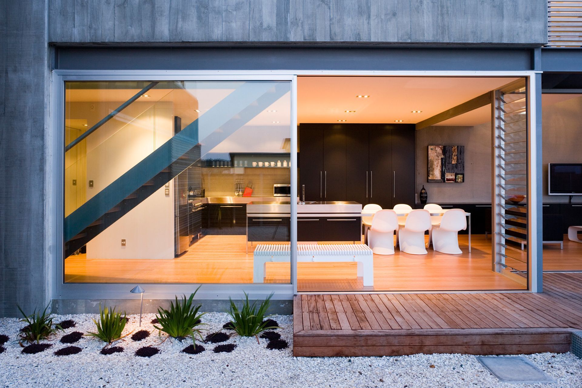 CROSS HOUSE