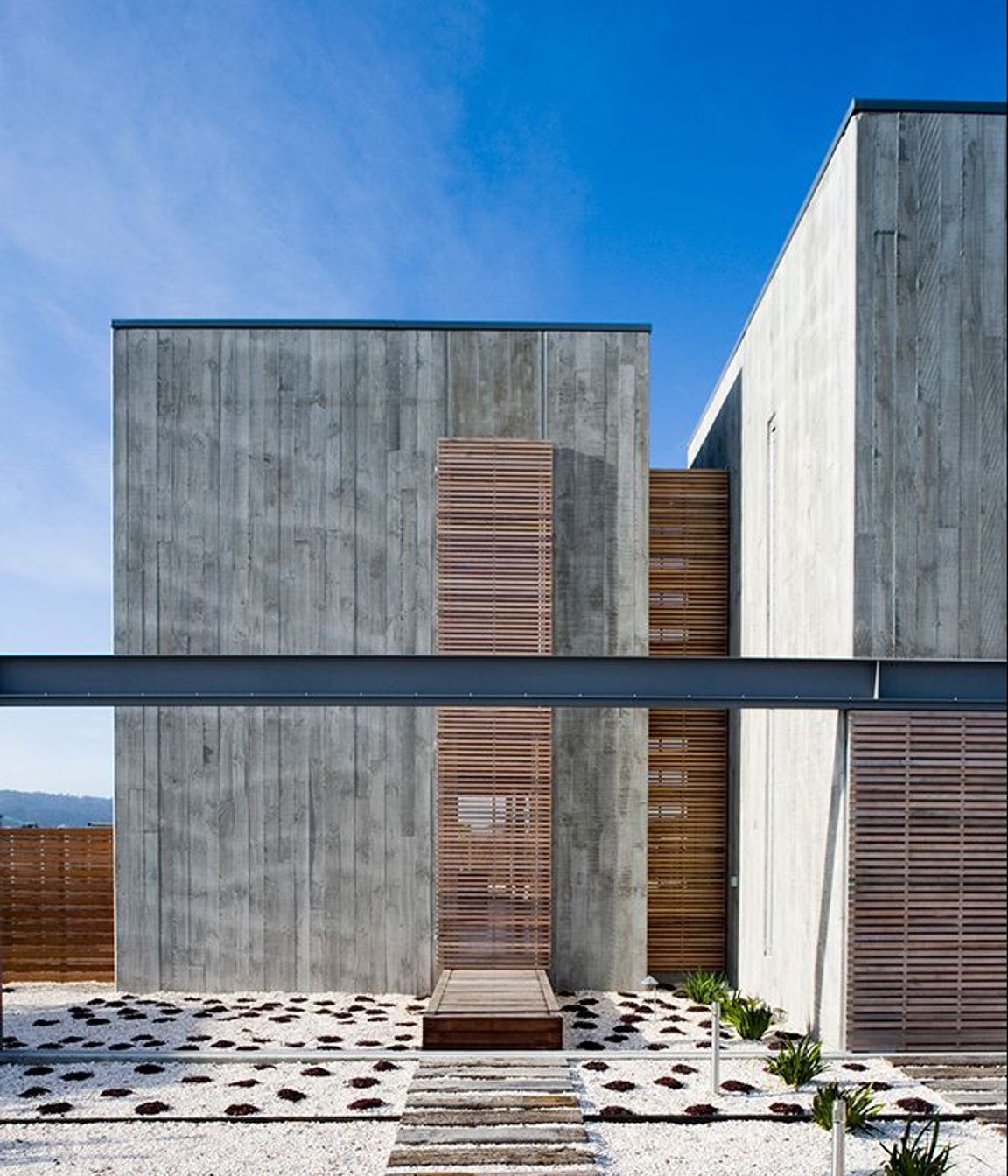 CROSS HOUSE