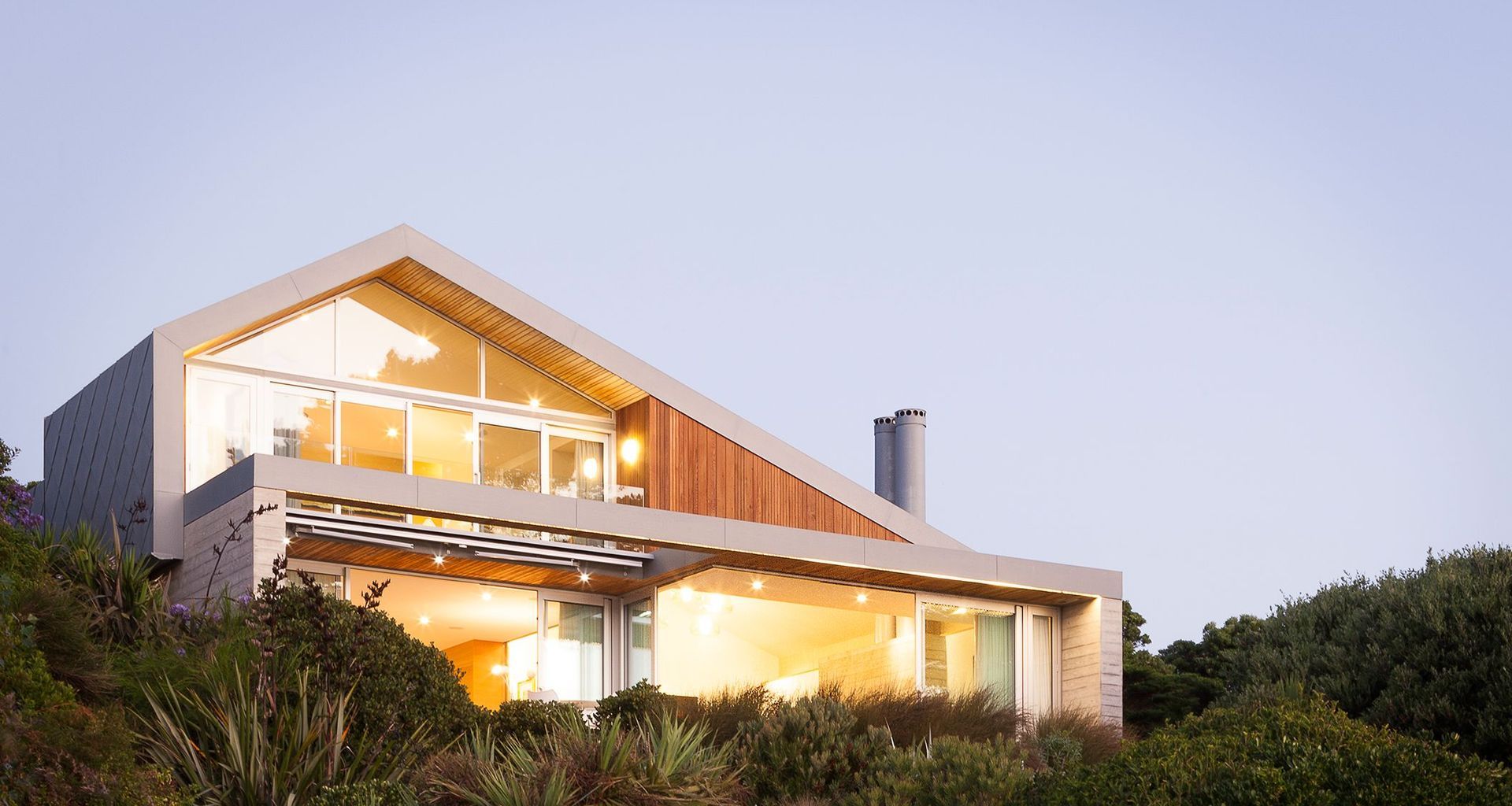 Kirkway House, Raumati banner
