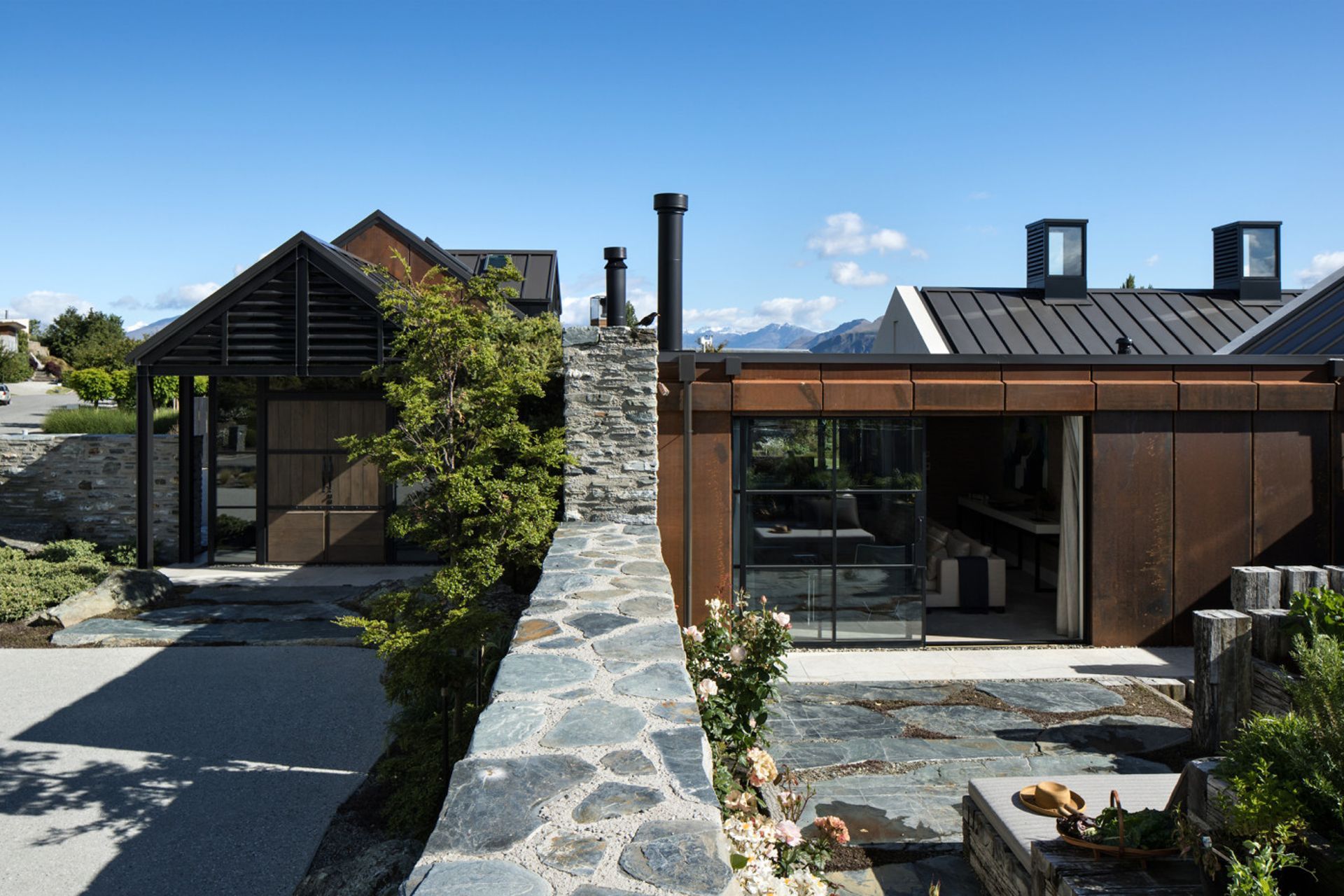 Bardon, Wanaka