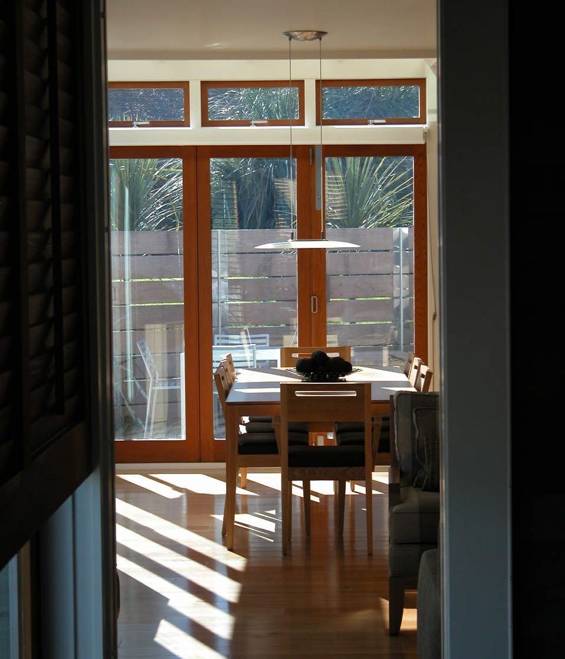 LAKESIDE BOUTIQUE ACCOMMODATION