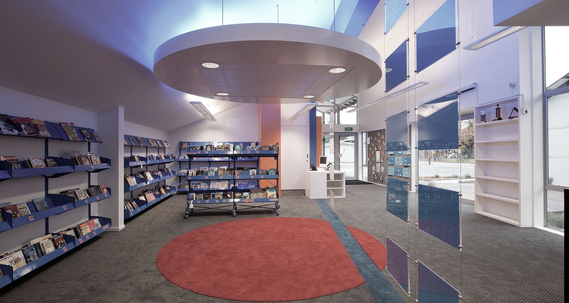 Loburn School Library banner