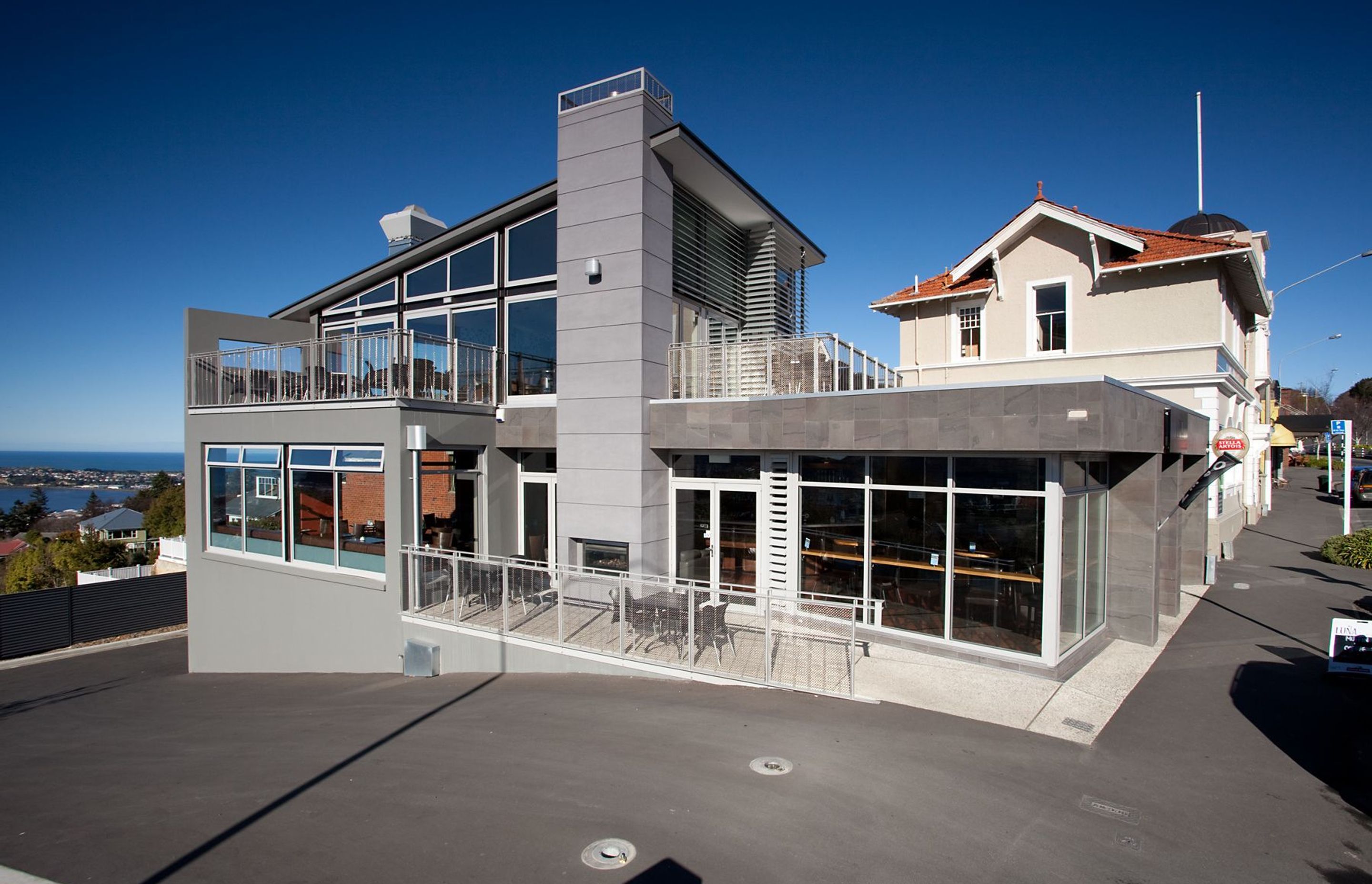 Luna Bar, Dunedin