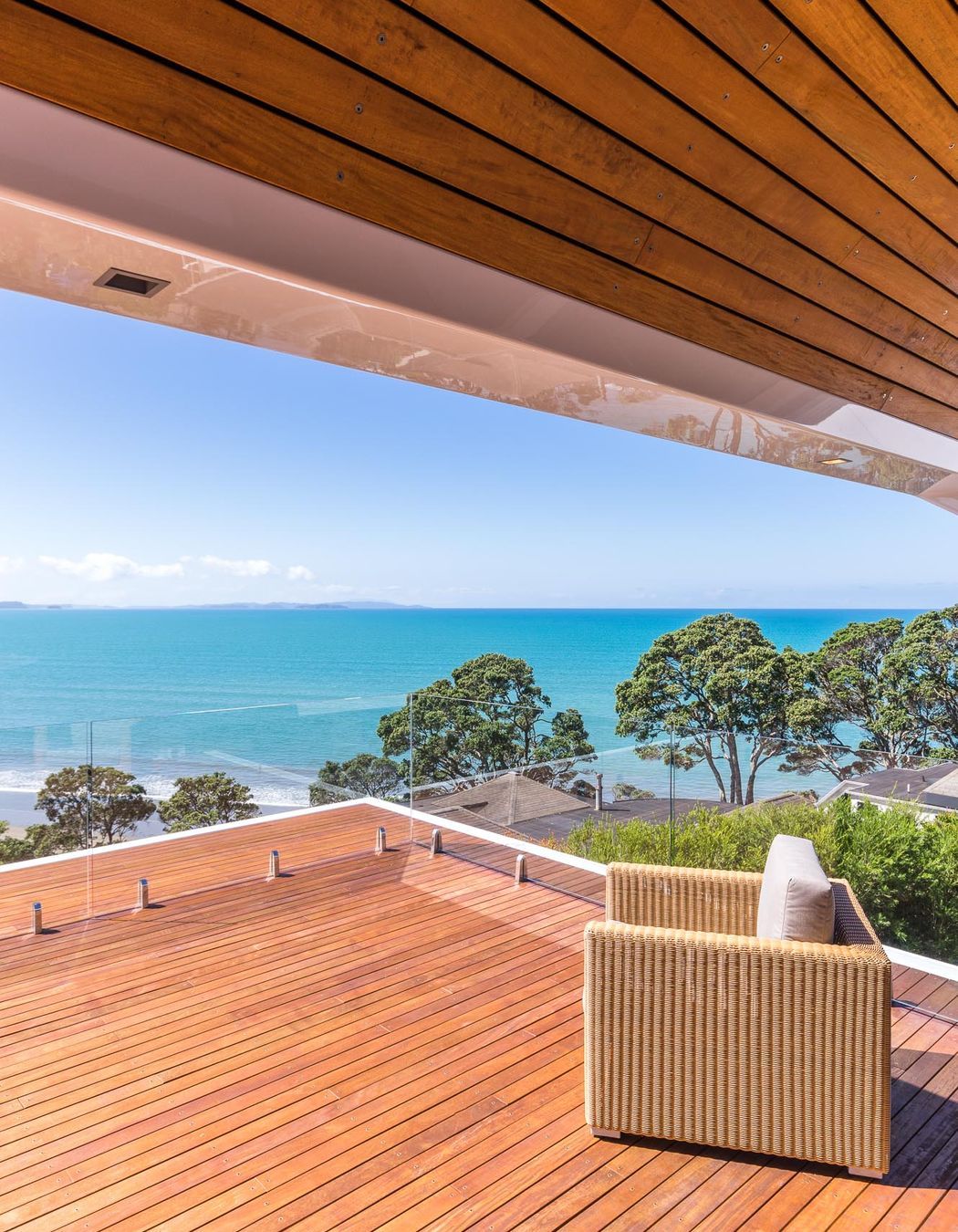 Marellen Drive, Red Beach, New Zealand