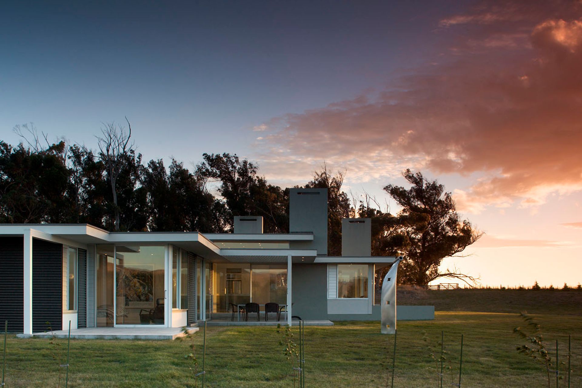 MARTINBOROUGH HOUSE 2004