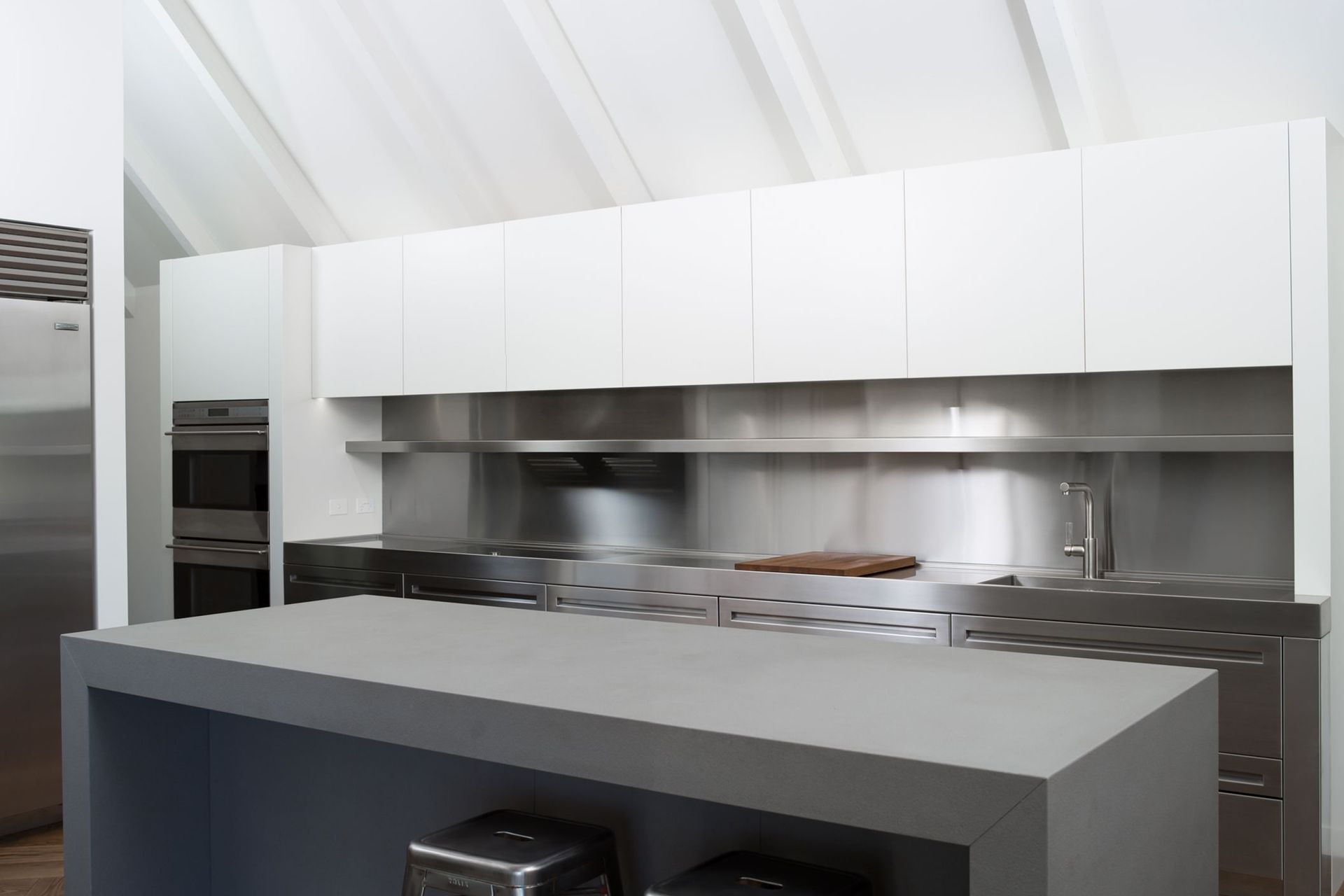 Ohiti Stainless Steel Kitchen