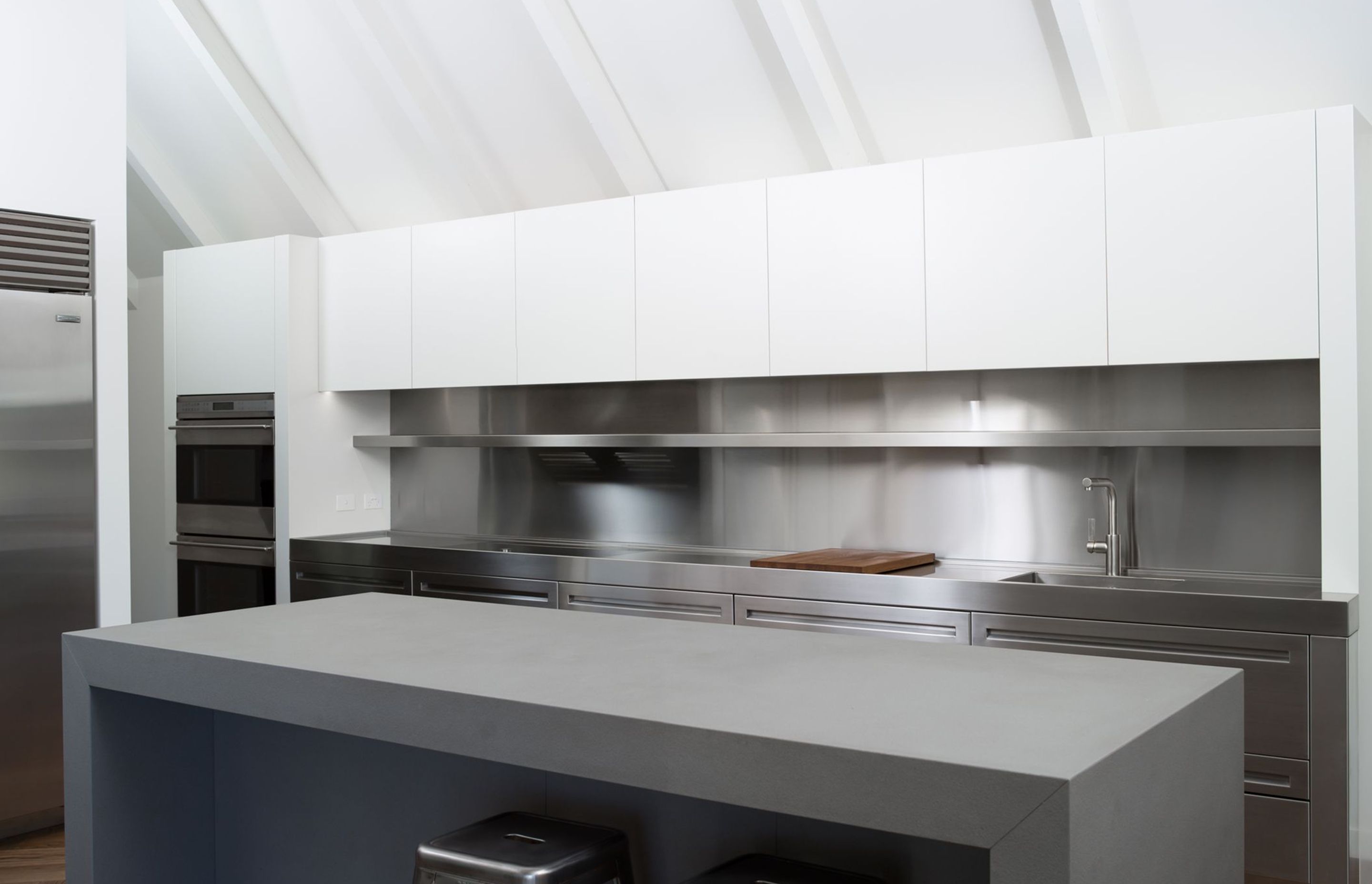 Ohiti Stainless Steel Kitchen