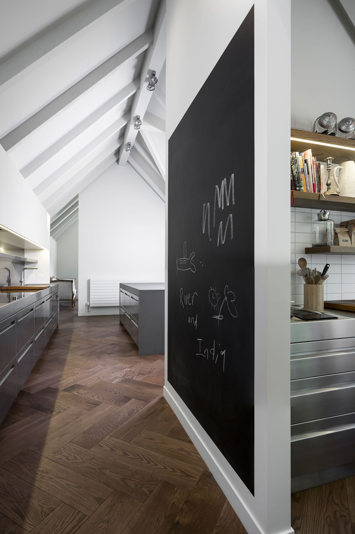 Ohiti Stainless Steel Kitchen
