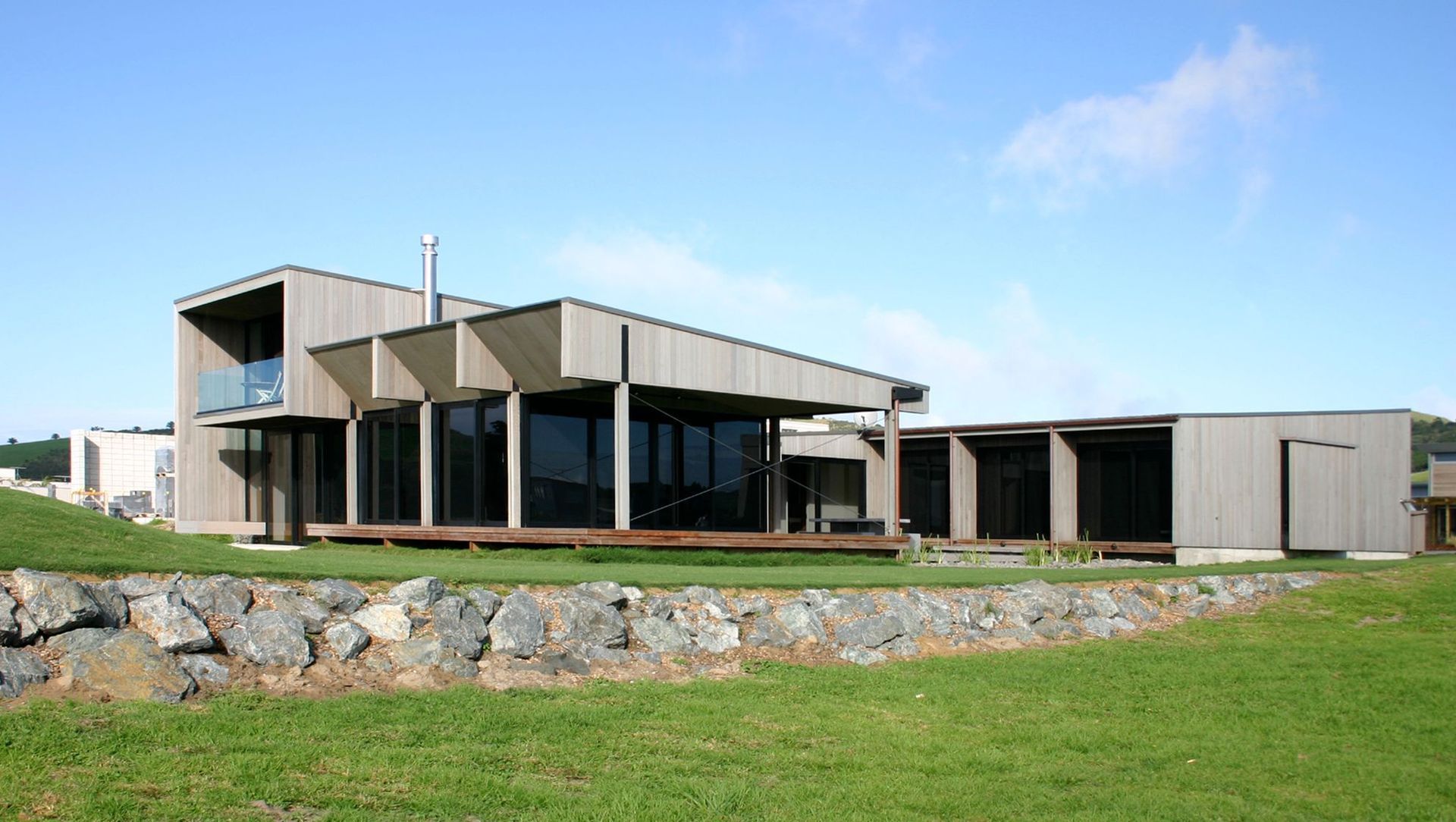 Taumata, Omaha Beach House banner