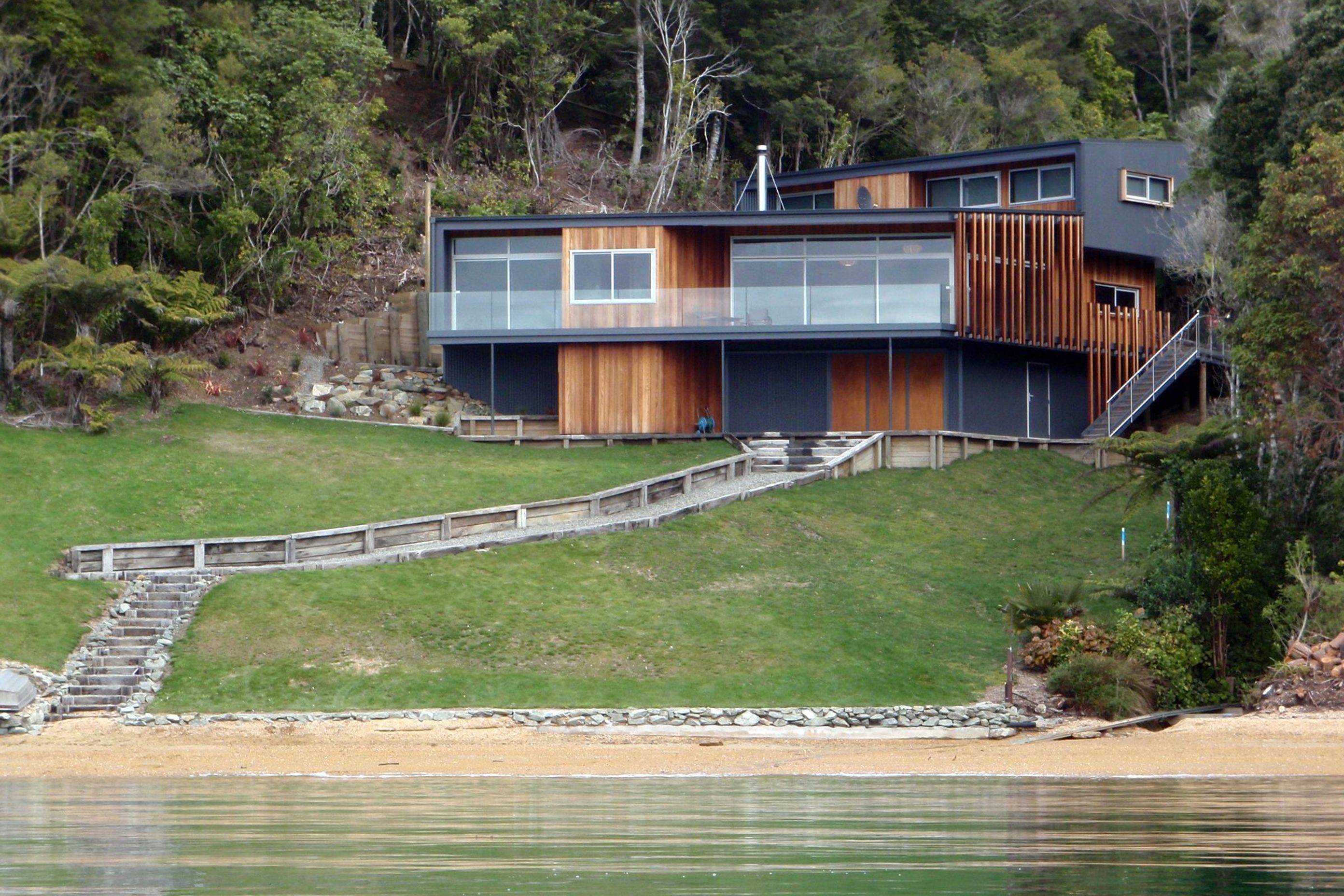Onekoura House