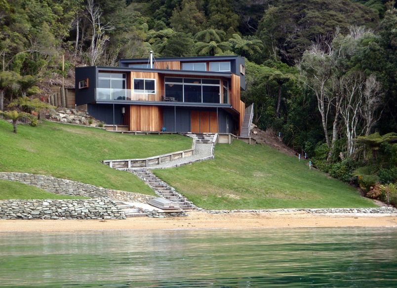 Onekoura House