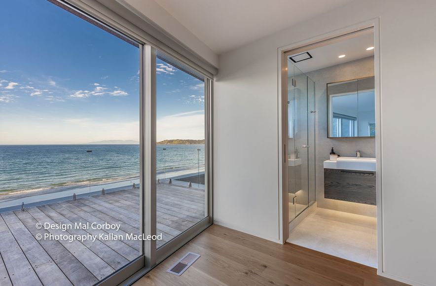 Onetangi Beach Bathroom