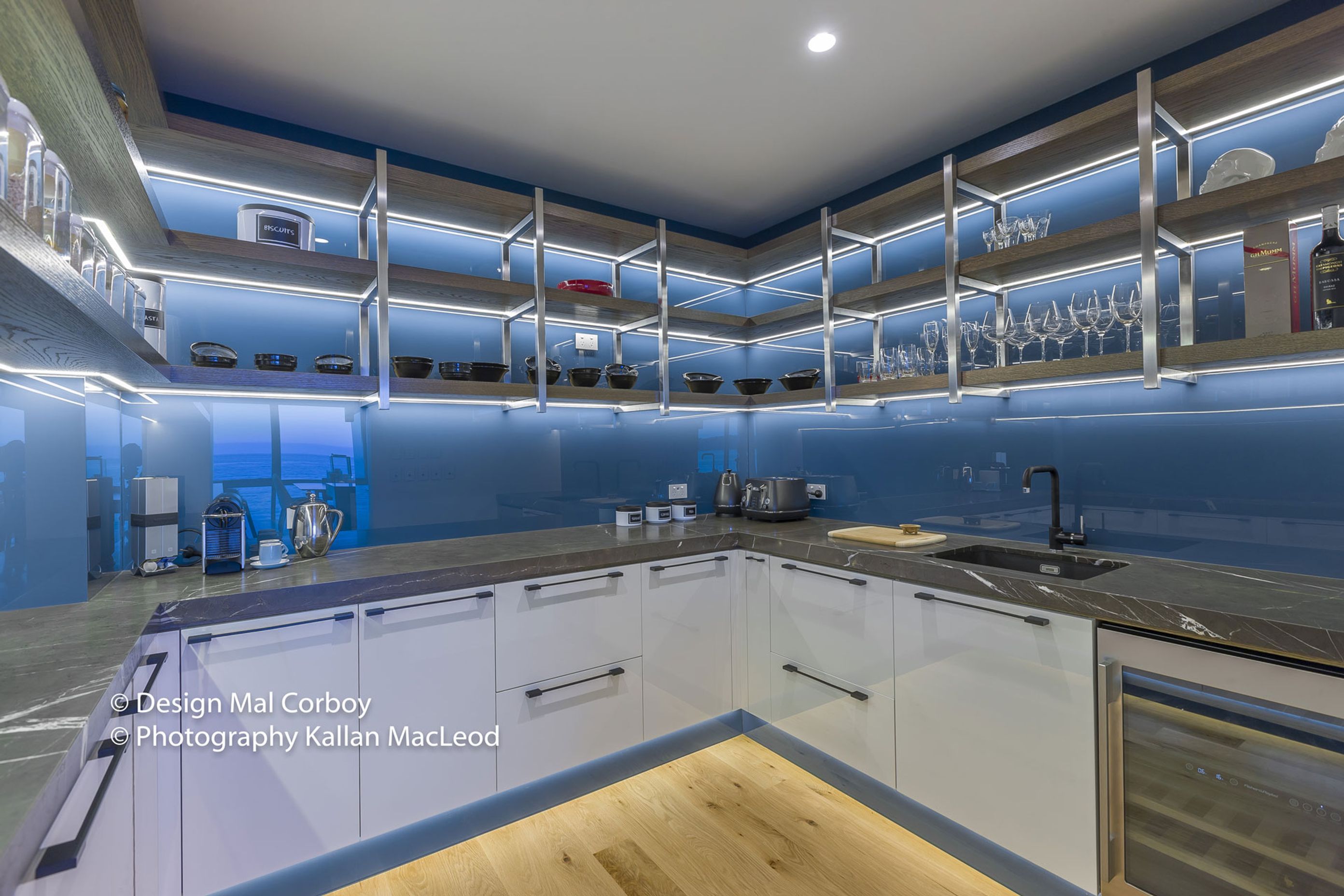Onetangi Beach Kitchen