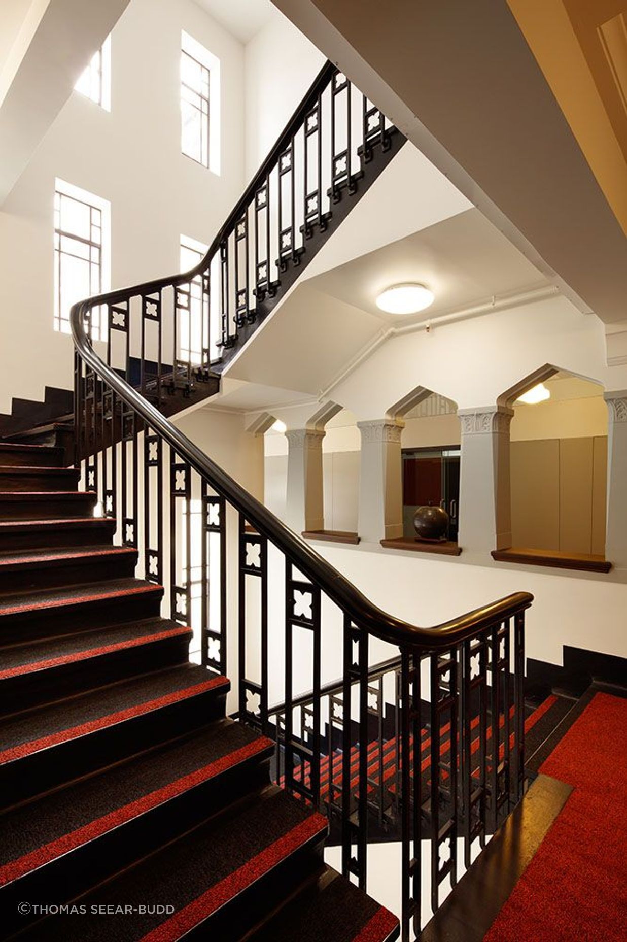 Sir Geoffrey Peren Building