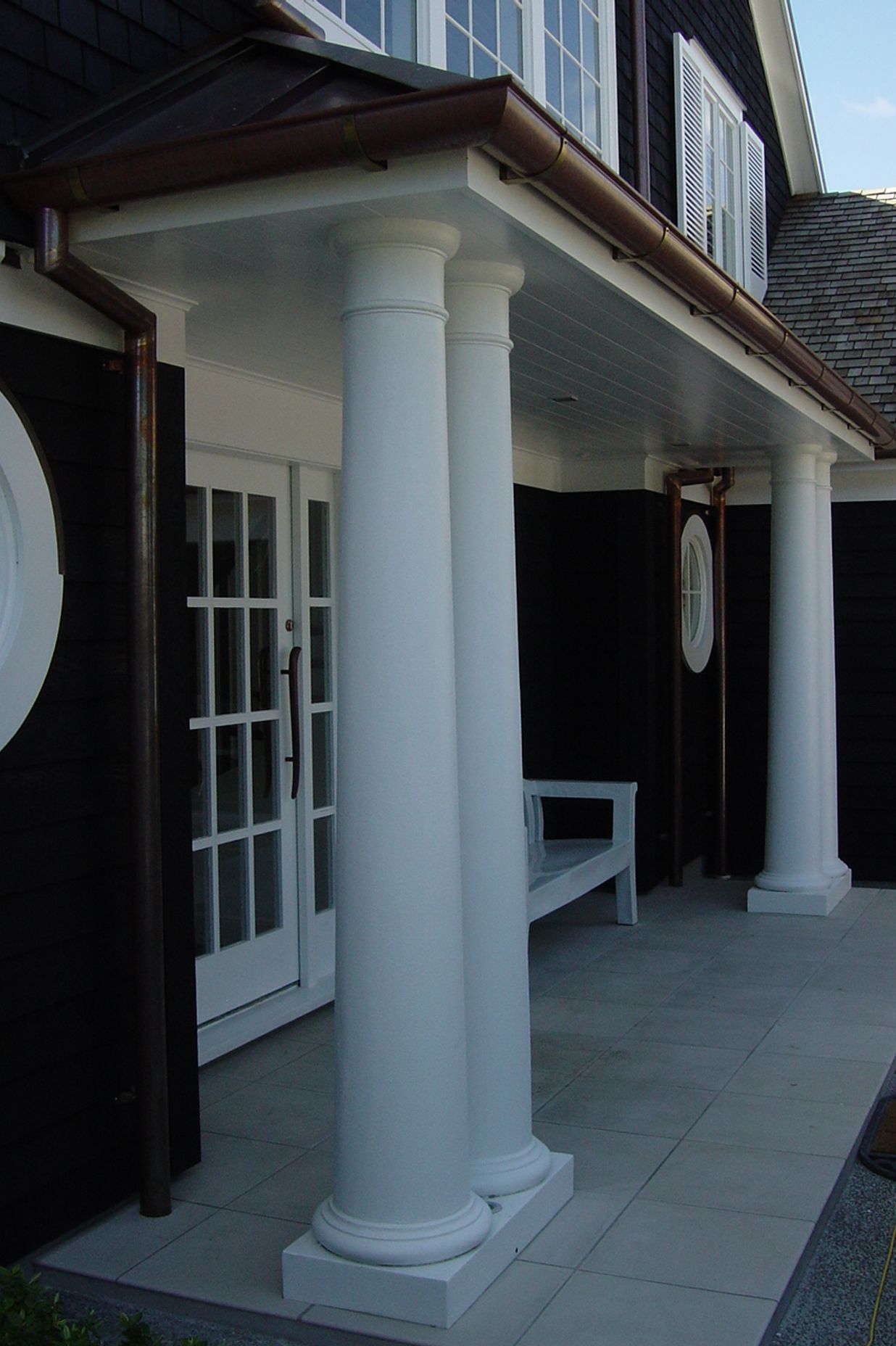 Pergola columns