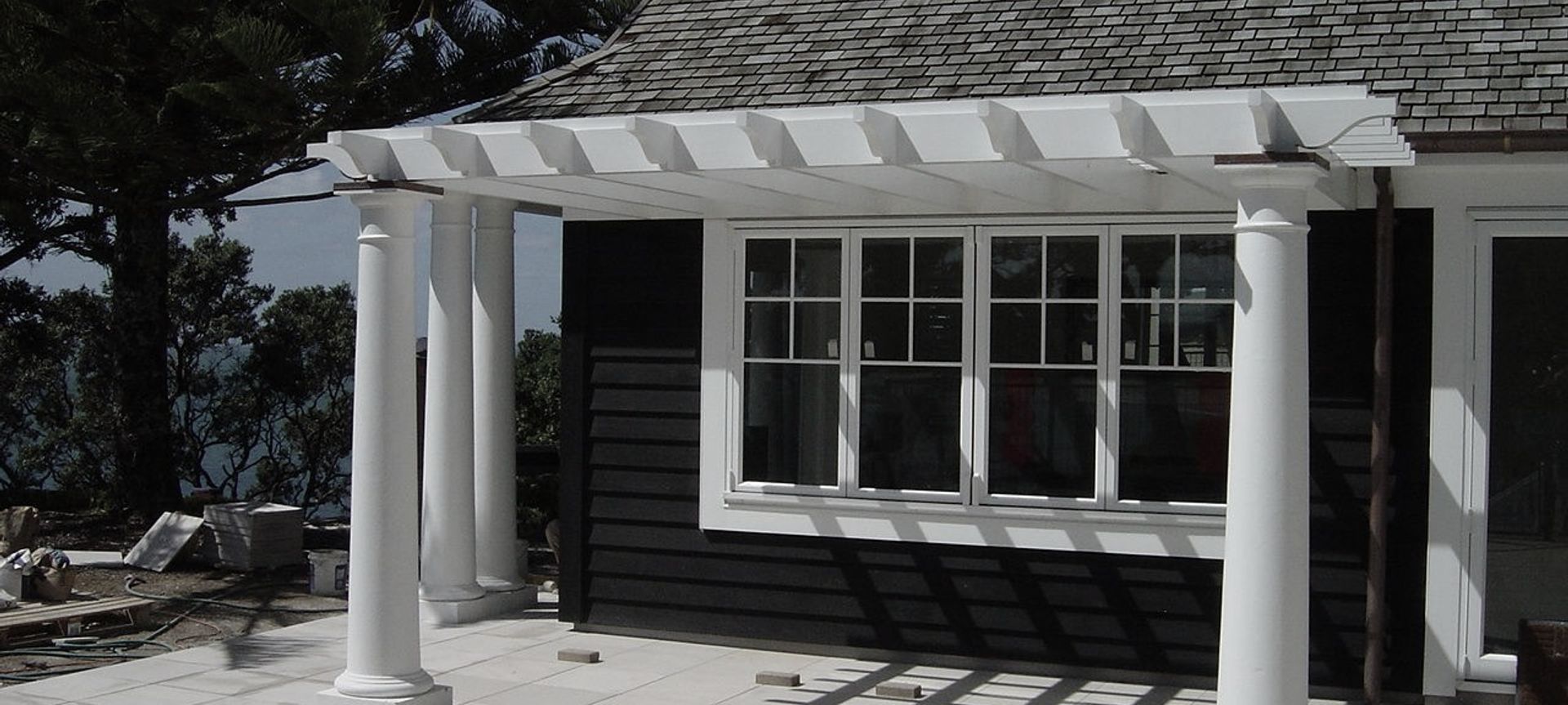 Pergola columns banner