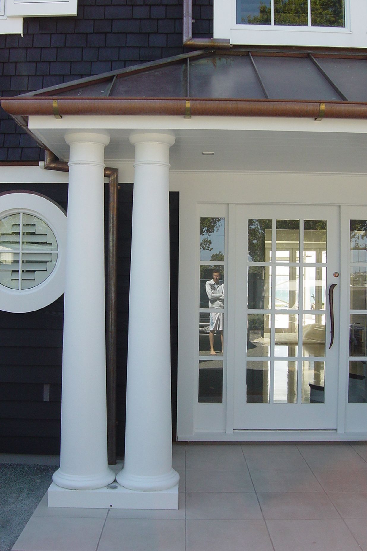 Pergola columns