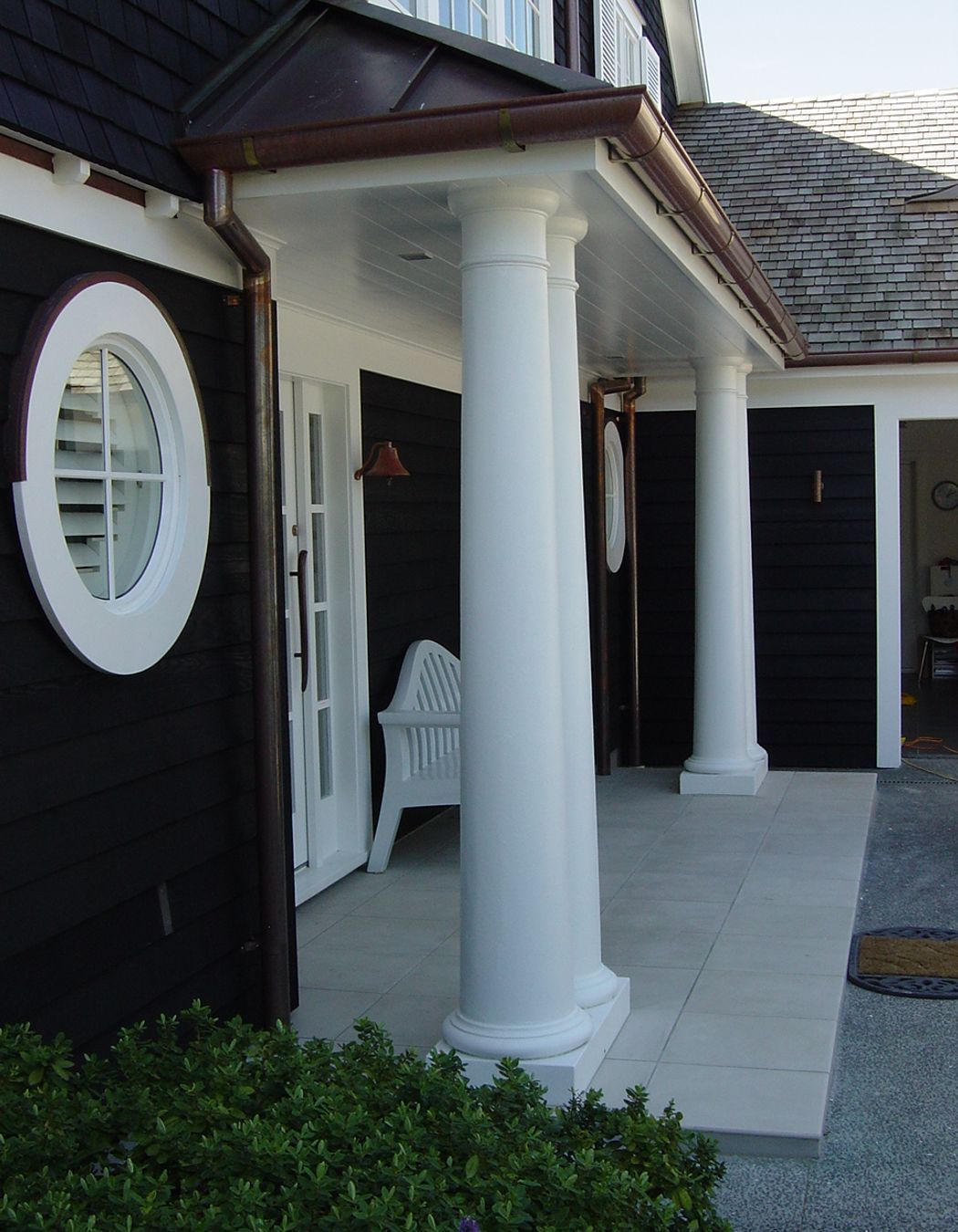 Pergola columns