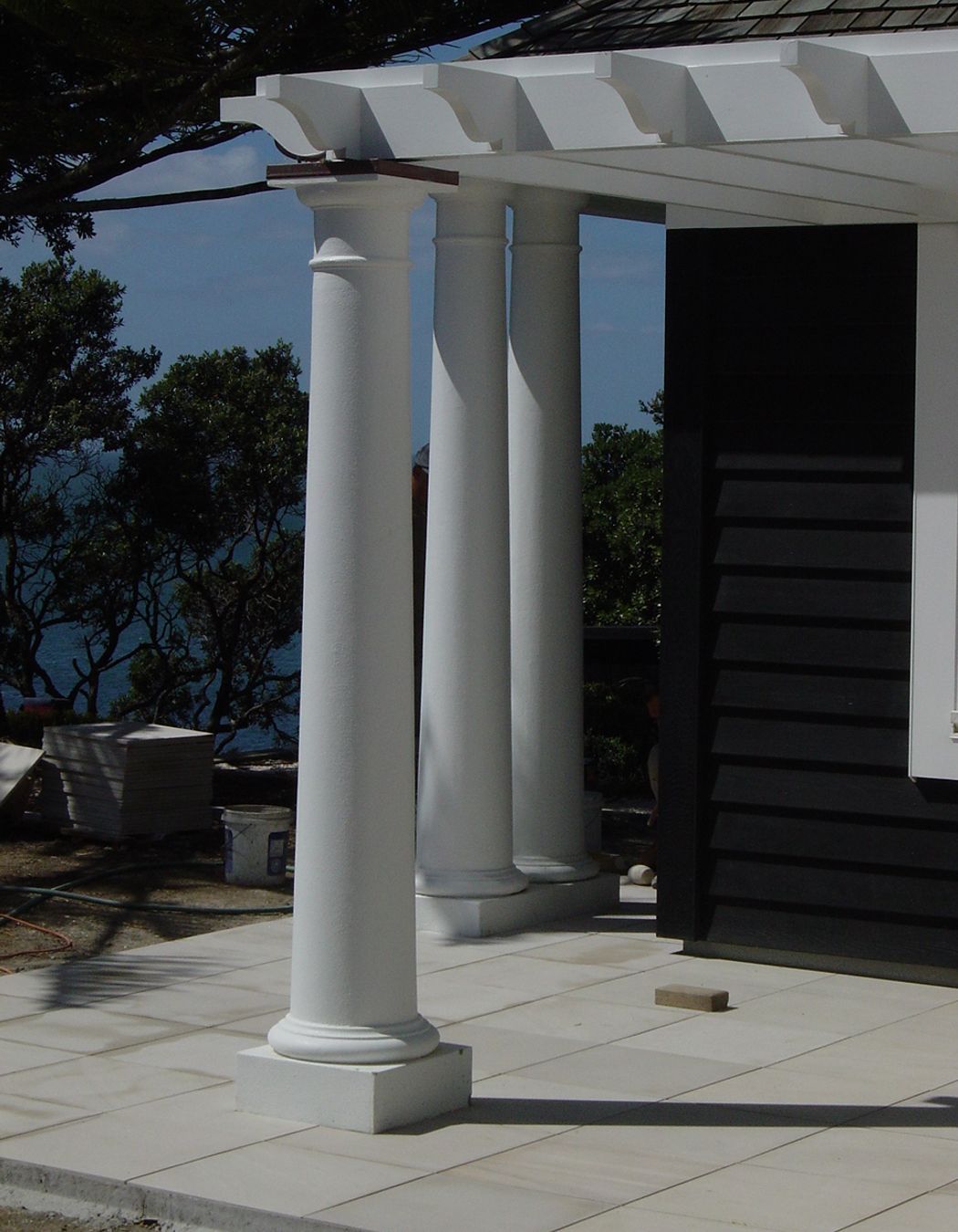 Pergola columns