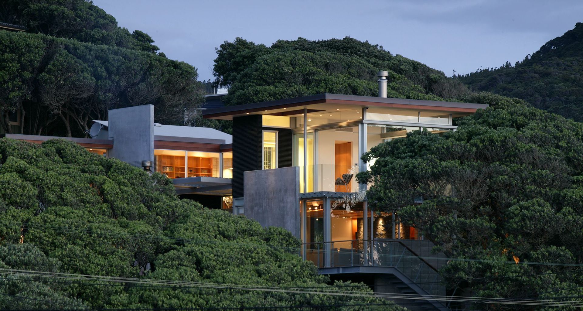 Piha House banner