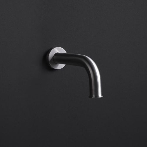Pipe Wall-mounted Spout For Washbasin / Bathtub