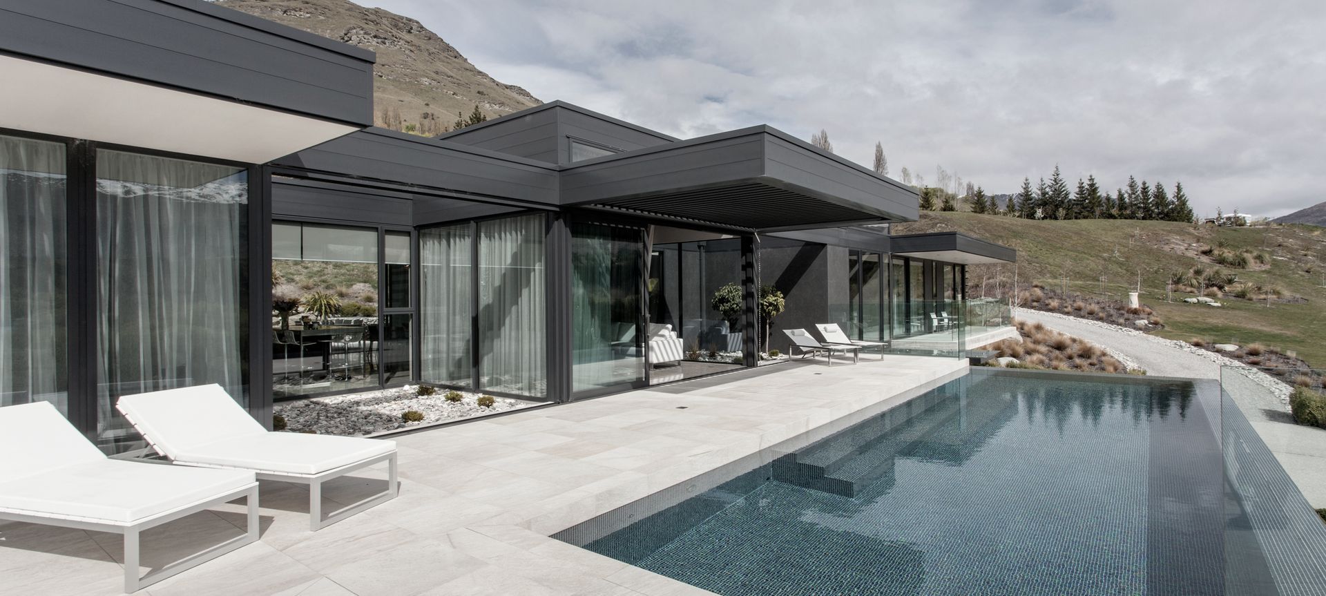 Queenstown Residence banner