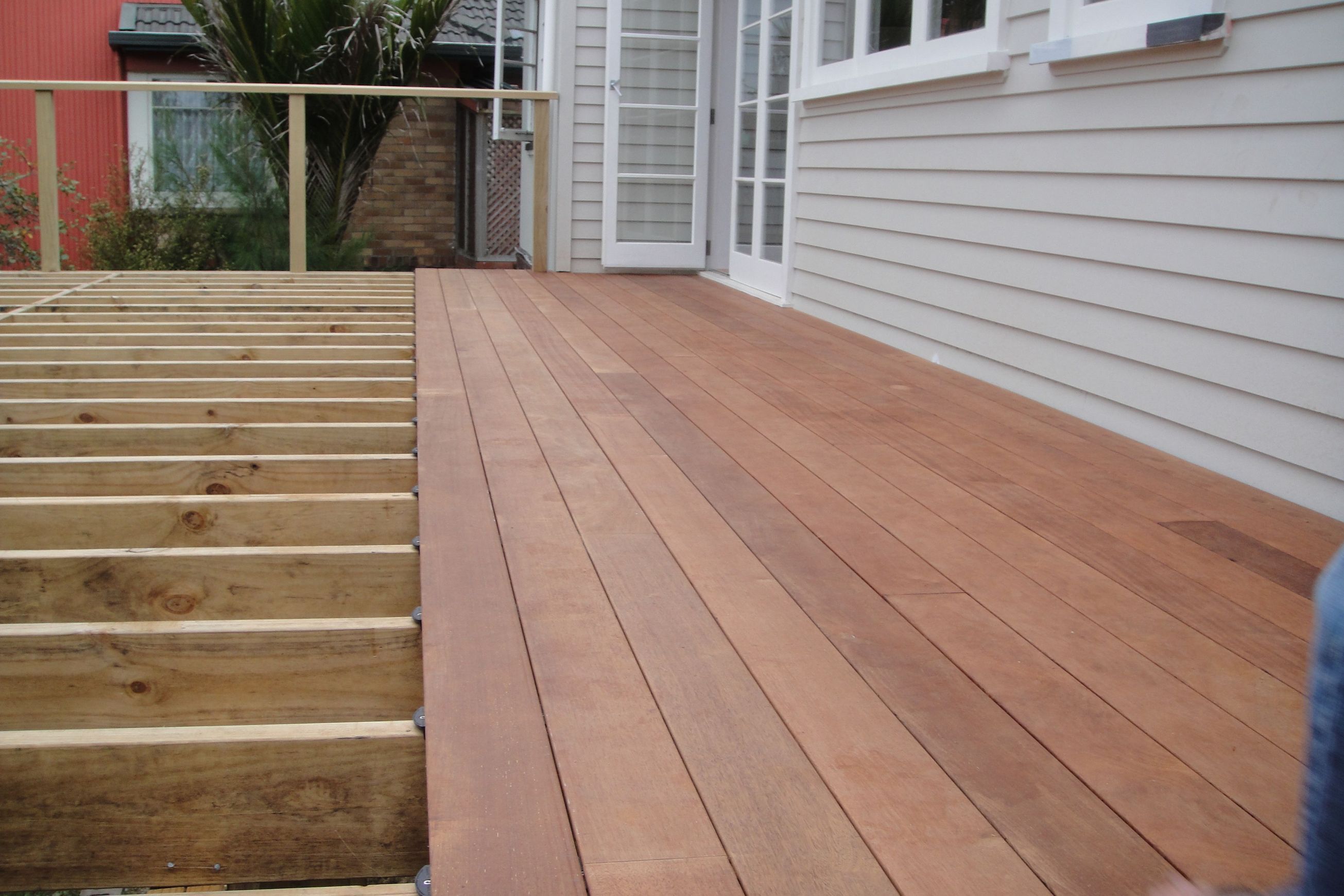 Nail-Free ShadowDeck™ Kwila Dome Decking System