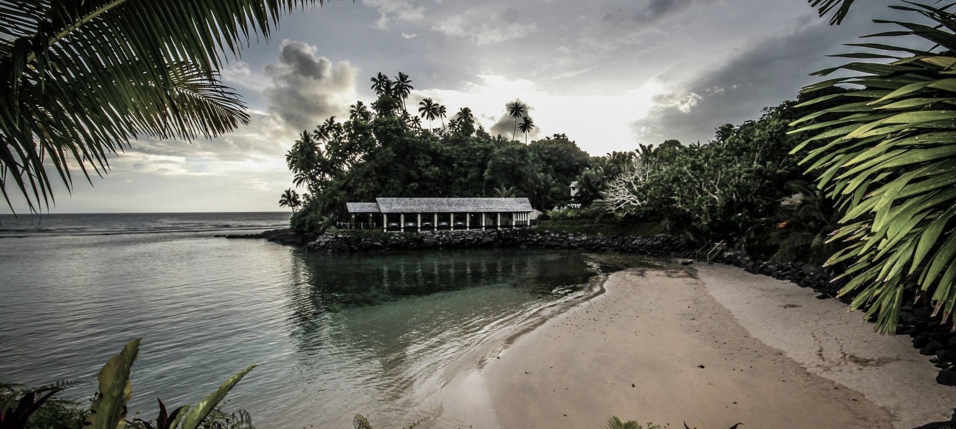 Seabreeze Resort Samoa – Aufagna – South Coast banner