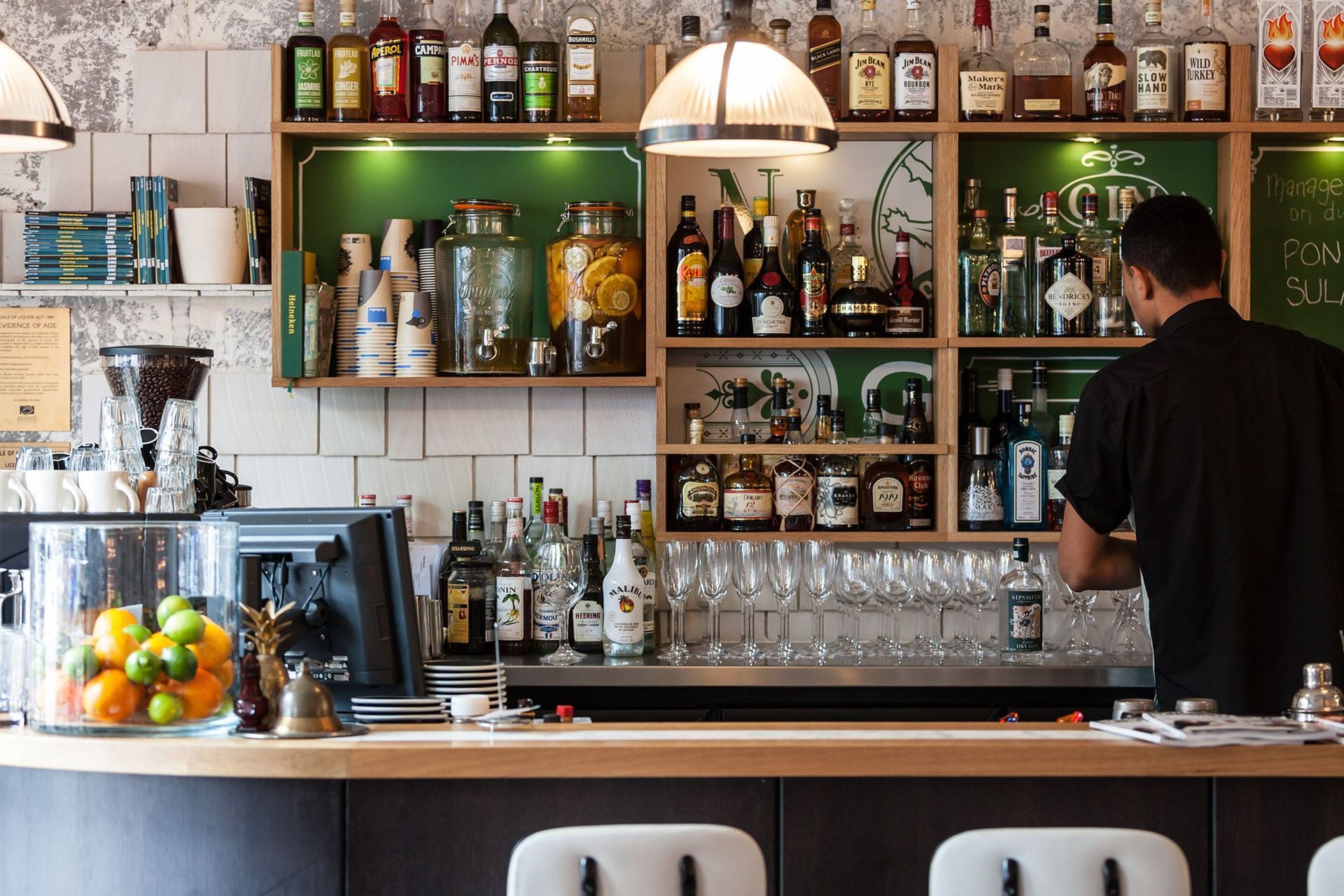 Scarlett Slimms & Lucky