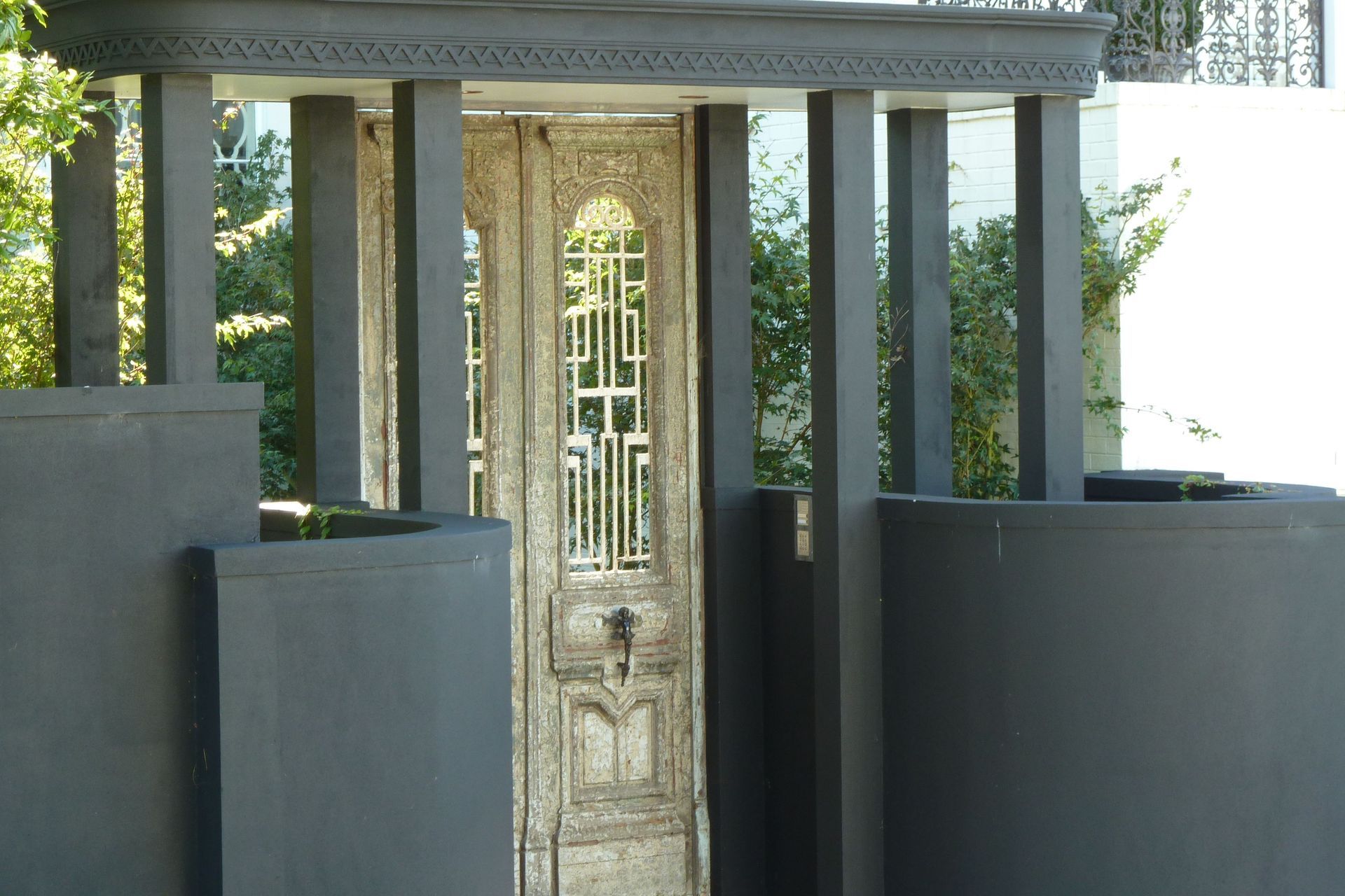 Street Entrance Auckland