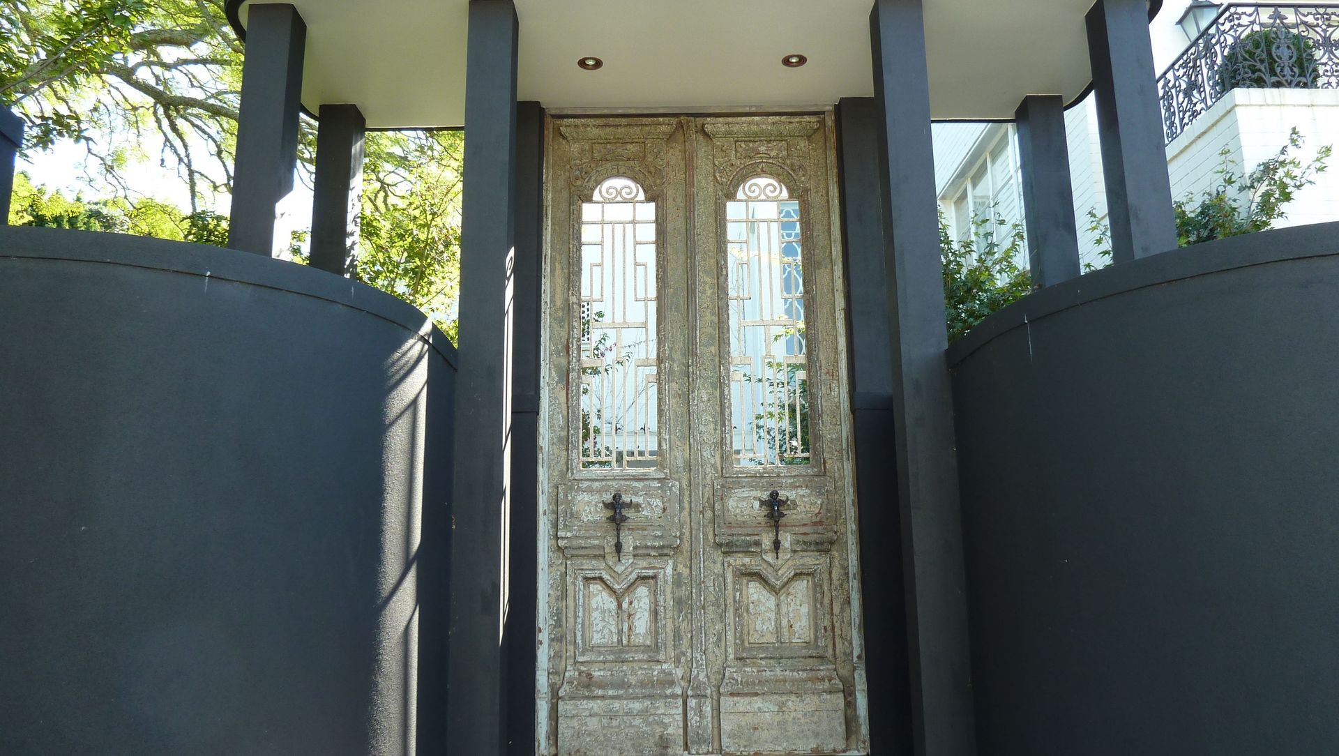Street Entrance Auckland banner