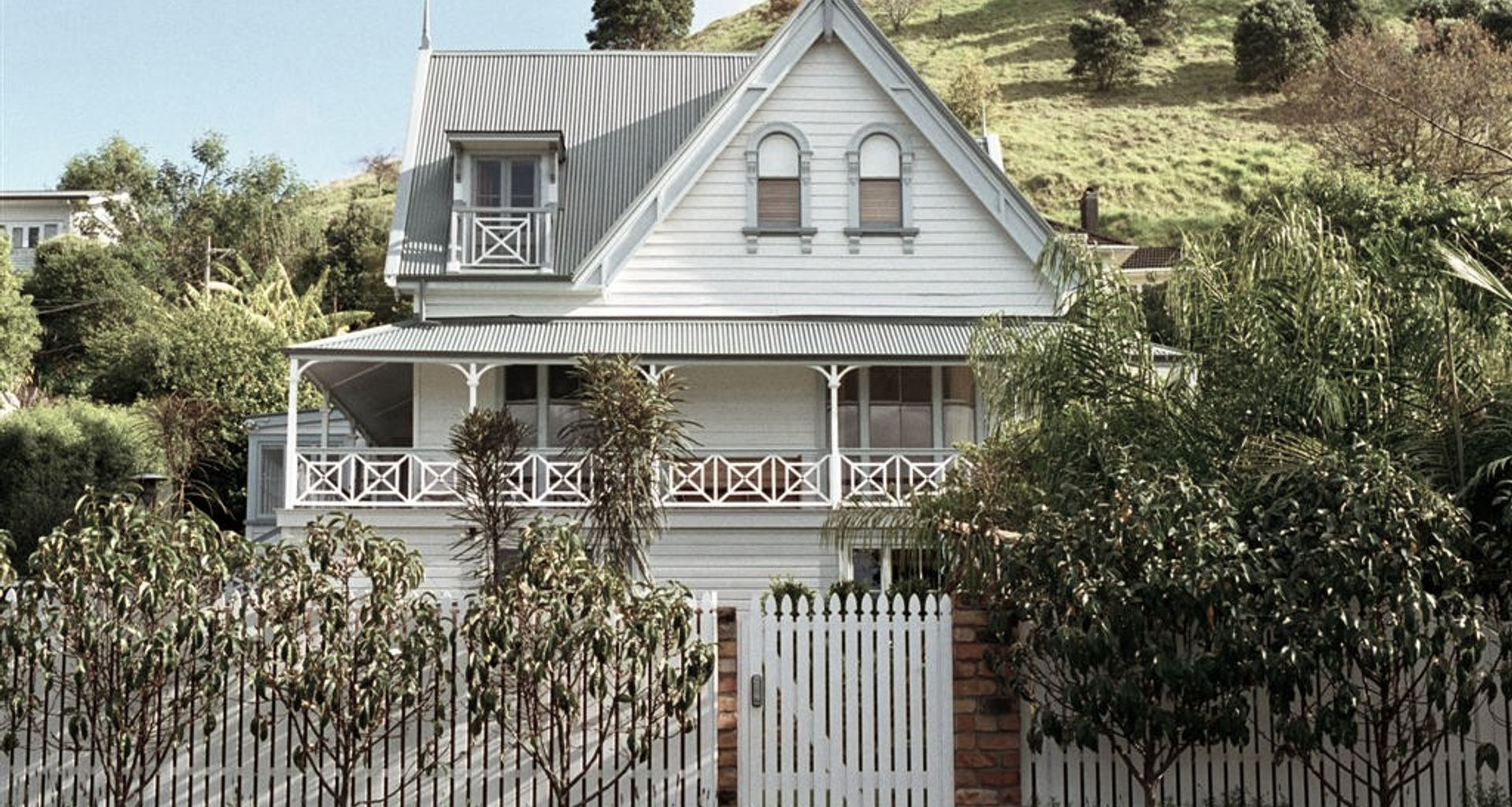 Devonport House: Alterations & Additions banner