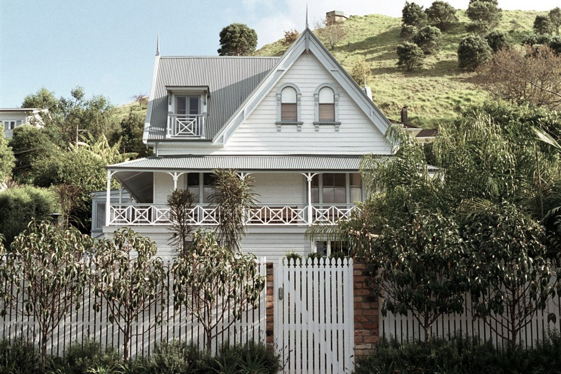 Devonport House: Alterations & Additions