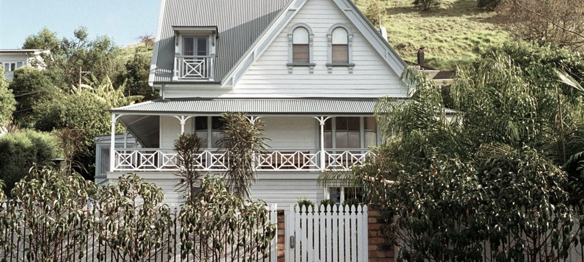 Devonport House: Alterations & Additions banner