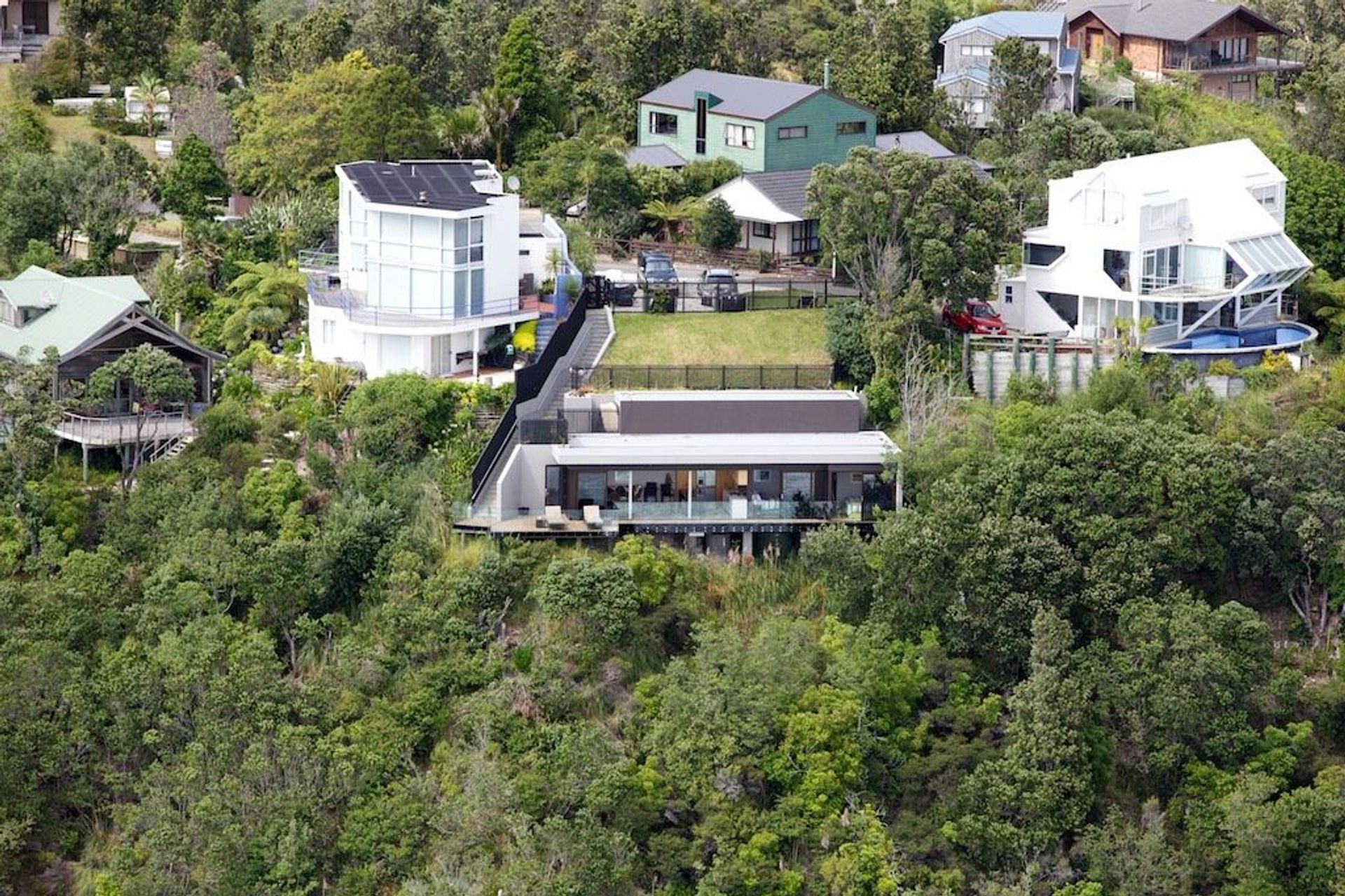 Tairua Clifftop House