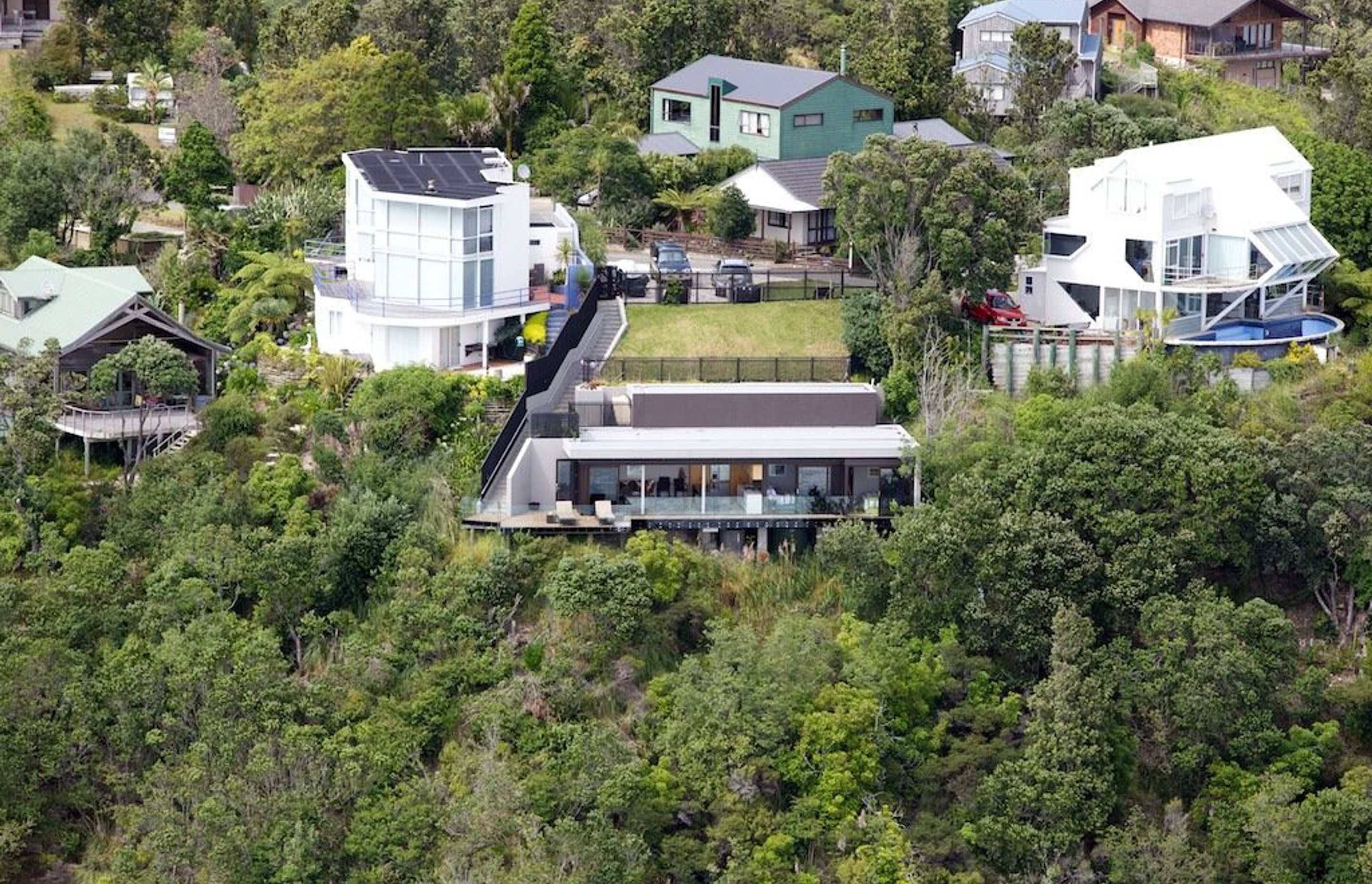 Tairua Clifftop House