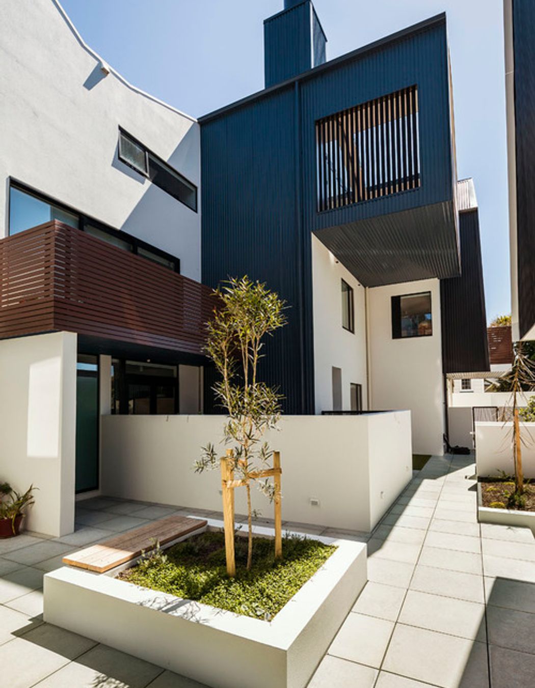 ZAVOS CORNER APARTMENTS 2015