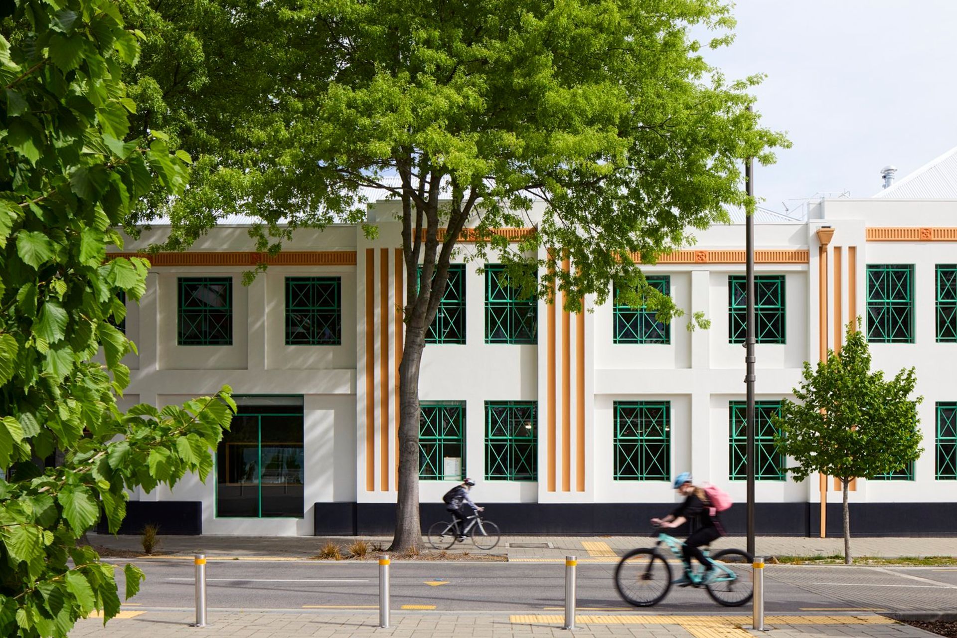 The client wanted to retain the charm and heritage of the building but also have a modern fit-out.