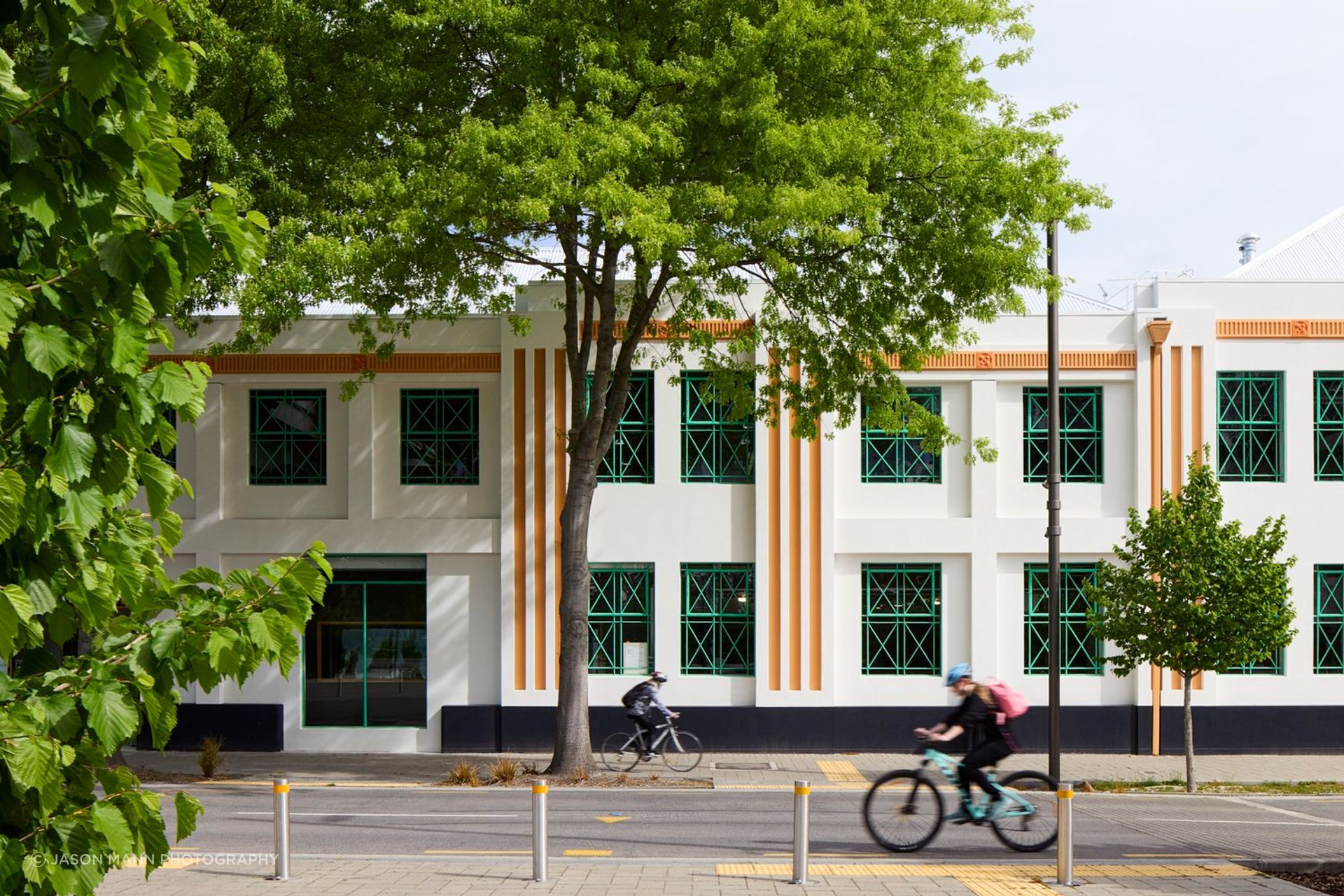 The client wanted to retain the charm and heritage of the building but also have a modern fit-out.
