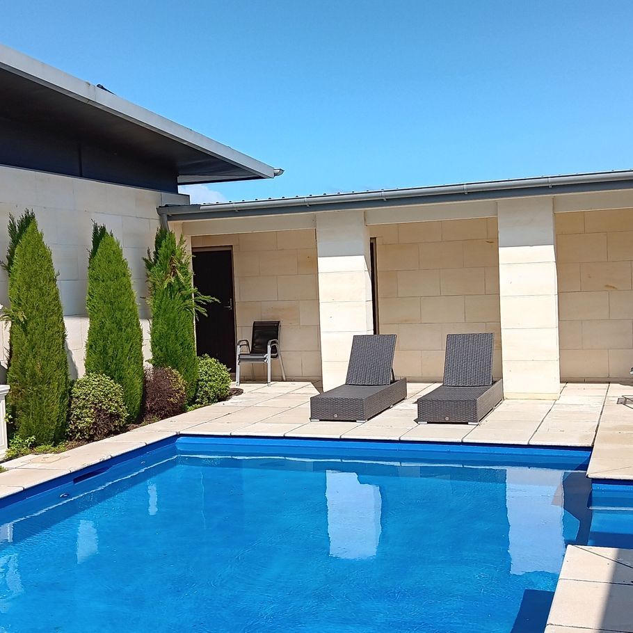 How to maintain your investment in Oamaru and Hinuera stone exteriors