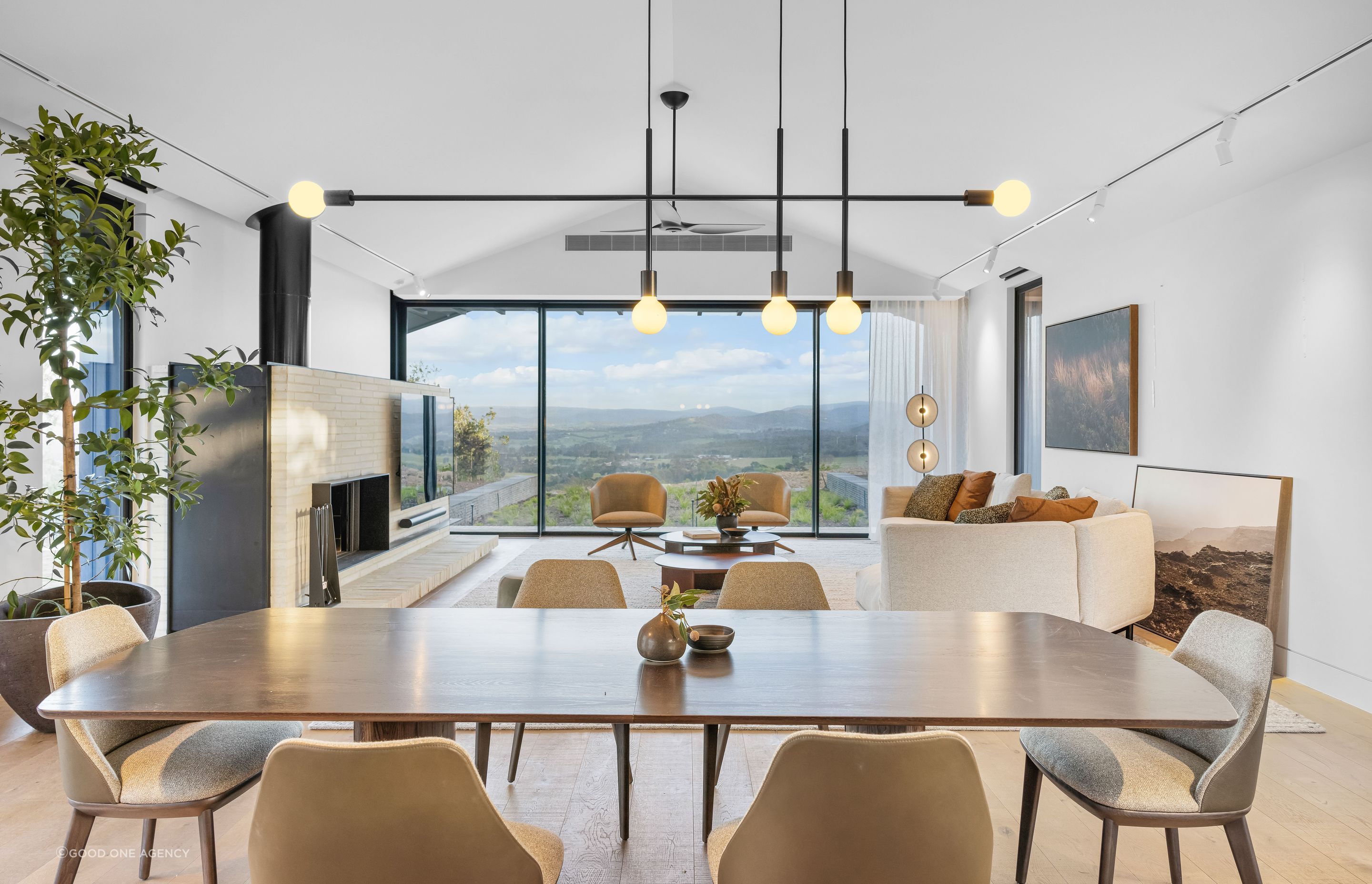 Living with stunning views from every room