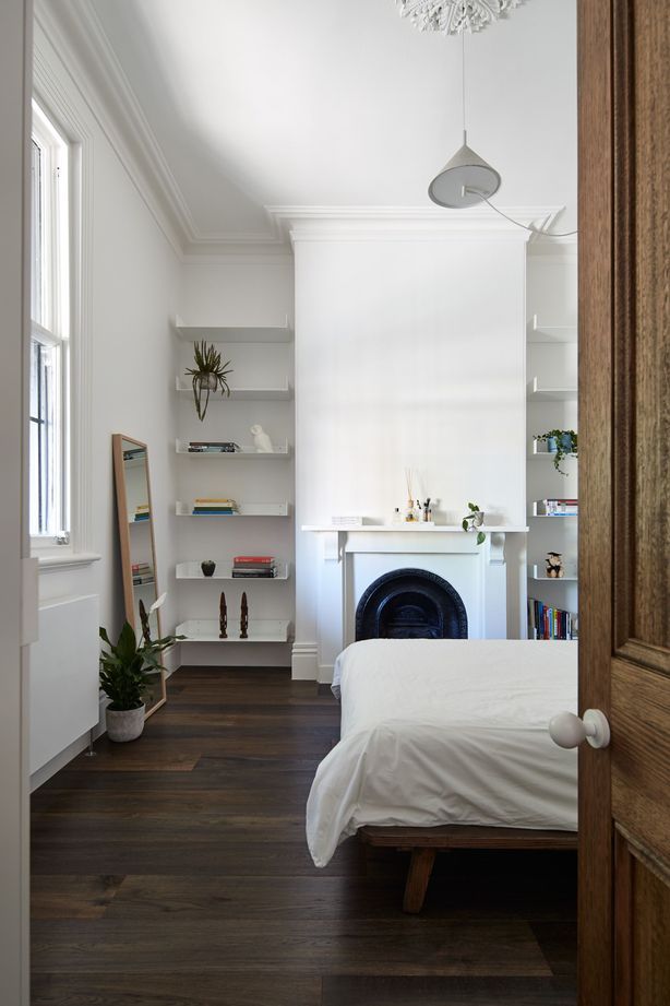 The original dwelling maintains a palette of neutral off-white, imbuing Elgin with timeless serenity.