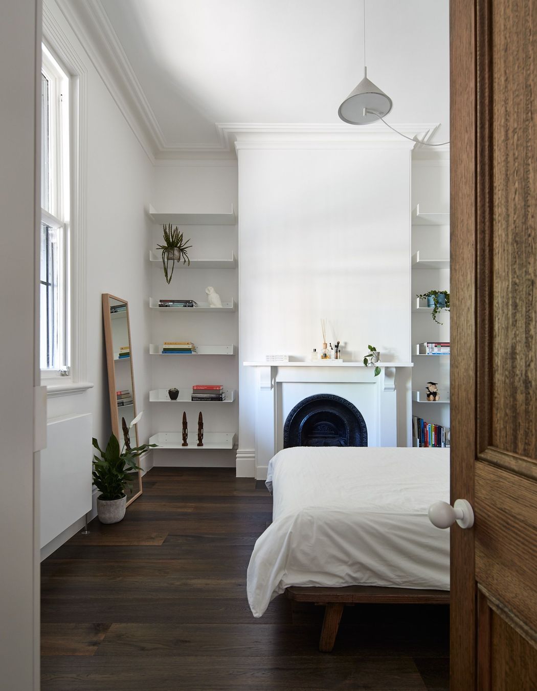 The original dwelling maintains a palette of neutral off-white, imbuing Elgin with timeless serenity.