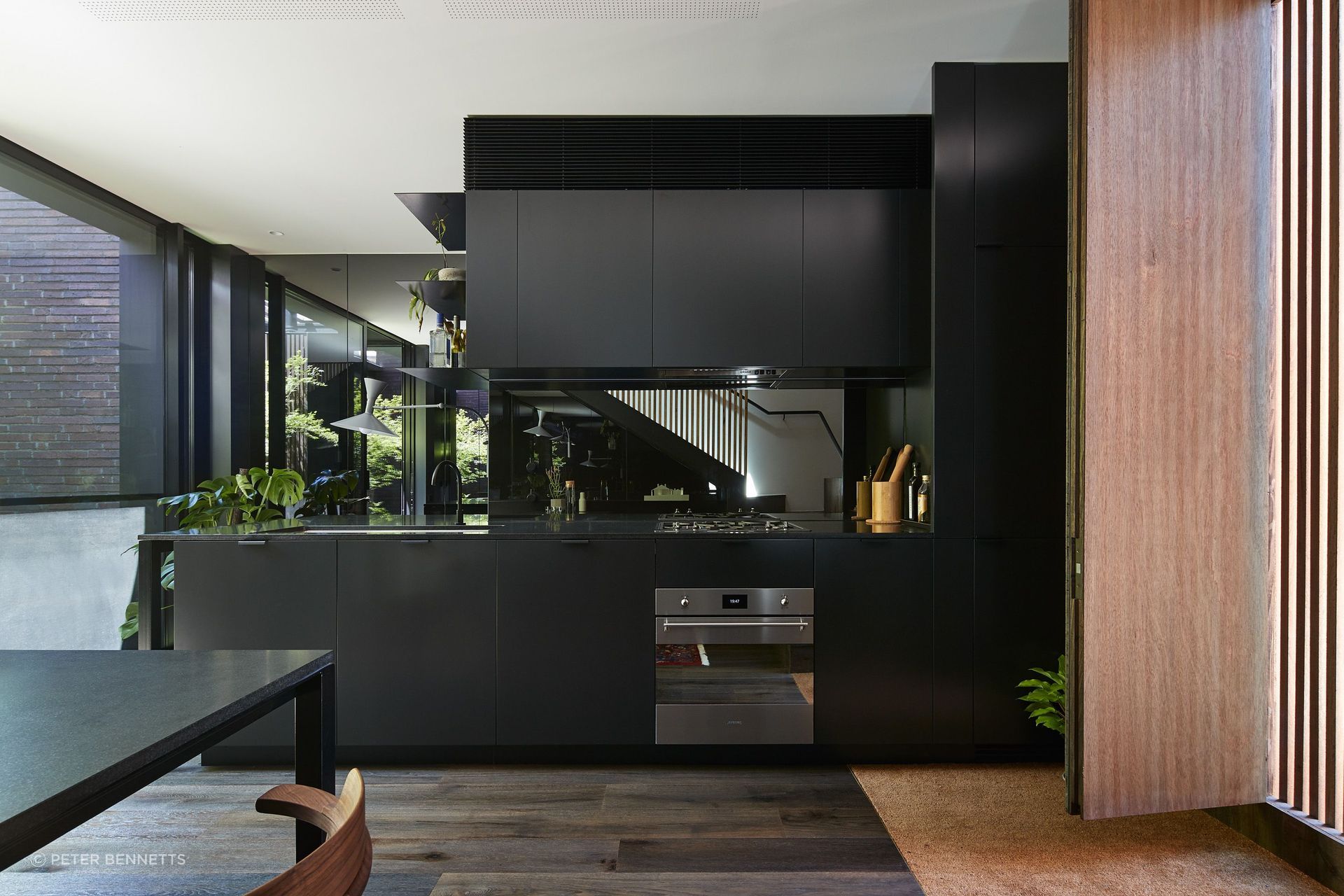 Sonelo Architects have created the illusion of space and highlighted the transformative power of architectural innovation in the confines of a compact, urban setting. 
