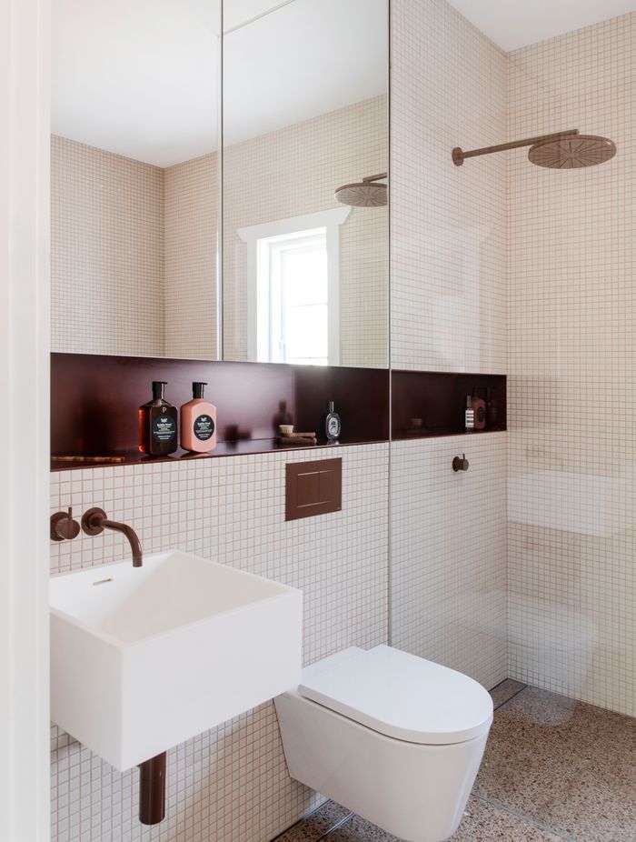Rich tones in the bathroom.