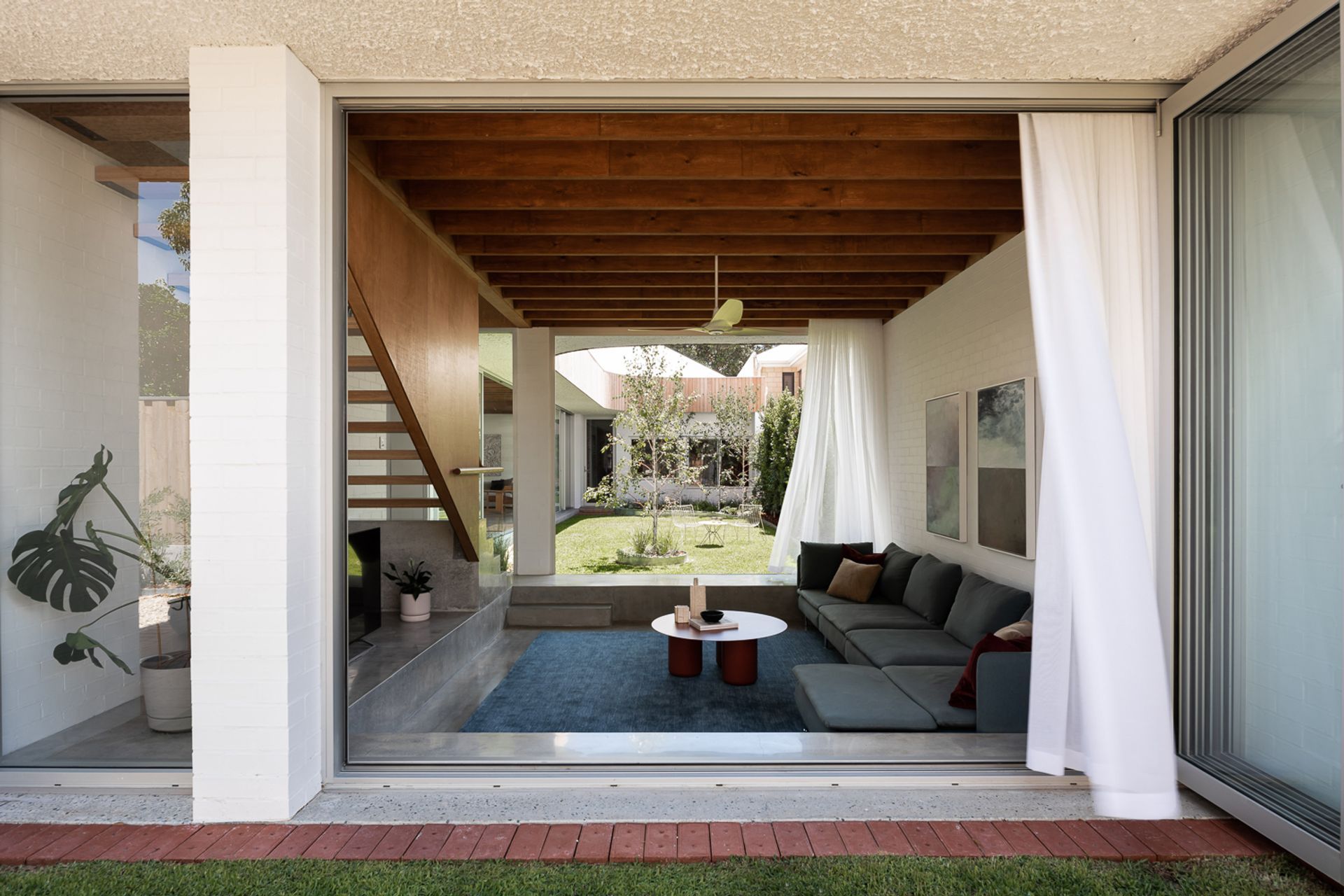 East Fremantle House by Nic Brunsdon | Photography by Dion Robeson